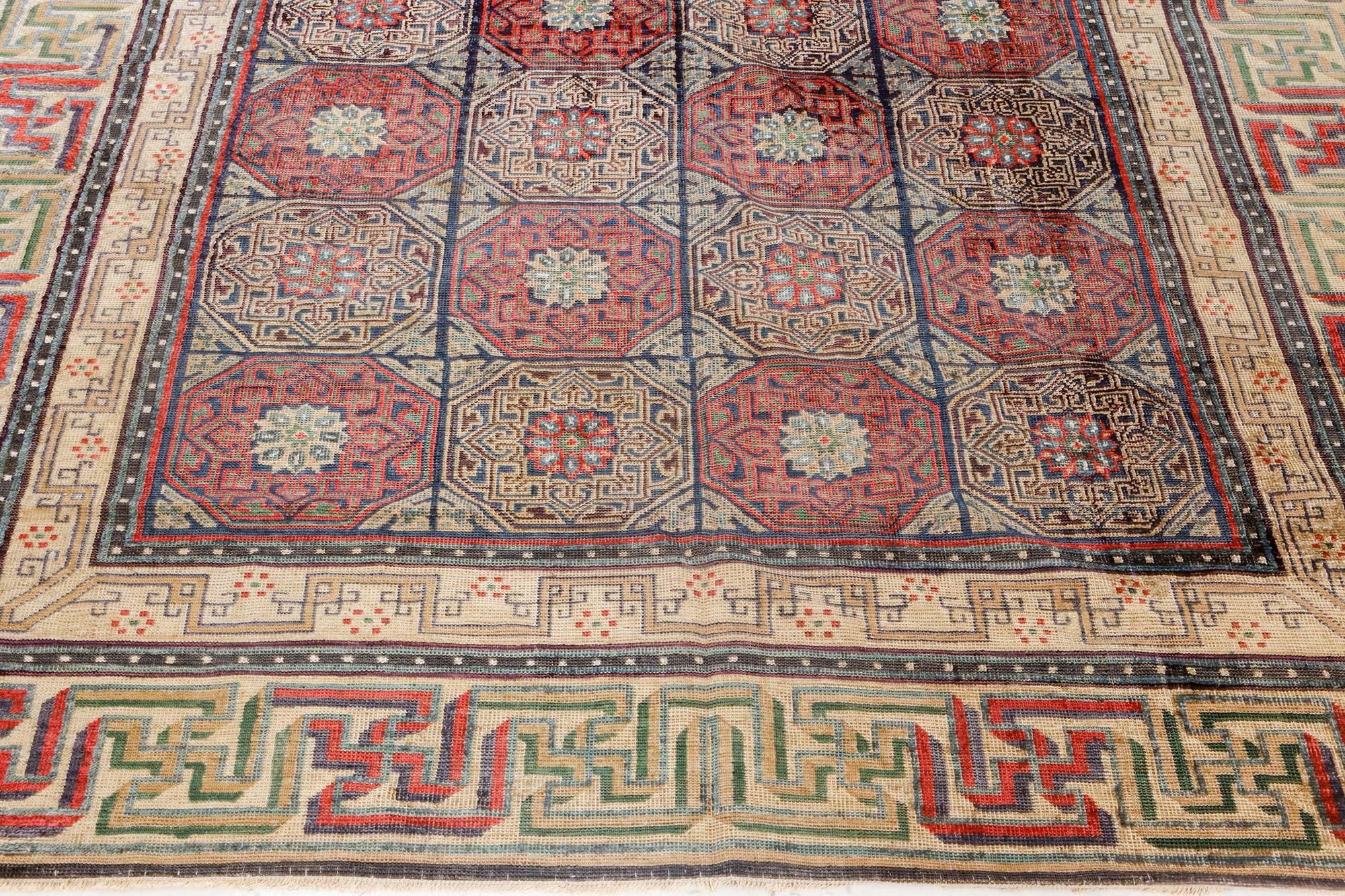 19th Century Bold Chinese Silk Rug For Sale 2