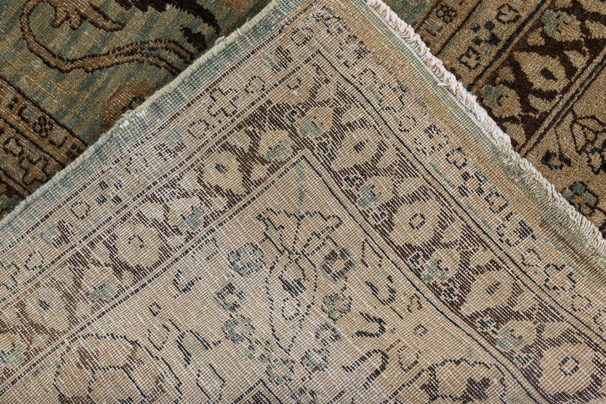 Doris Leslie Blau Tappeto persiano Tabriz del XIX secolo in vendita 1