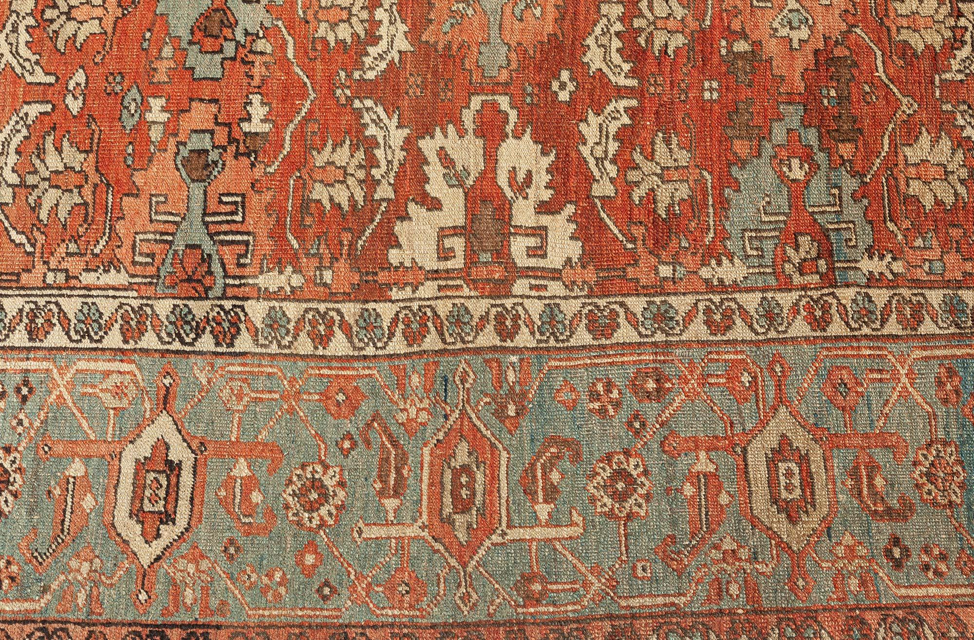 Antique Heriz Red Handmade Wool Rug In Good Condition For Sale In New York, NY