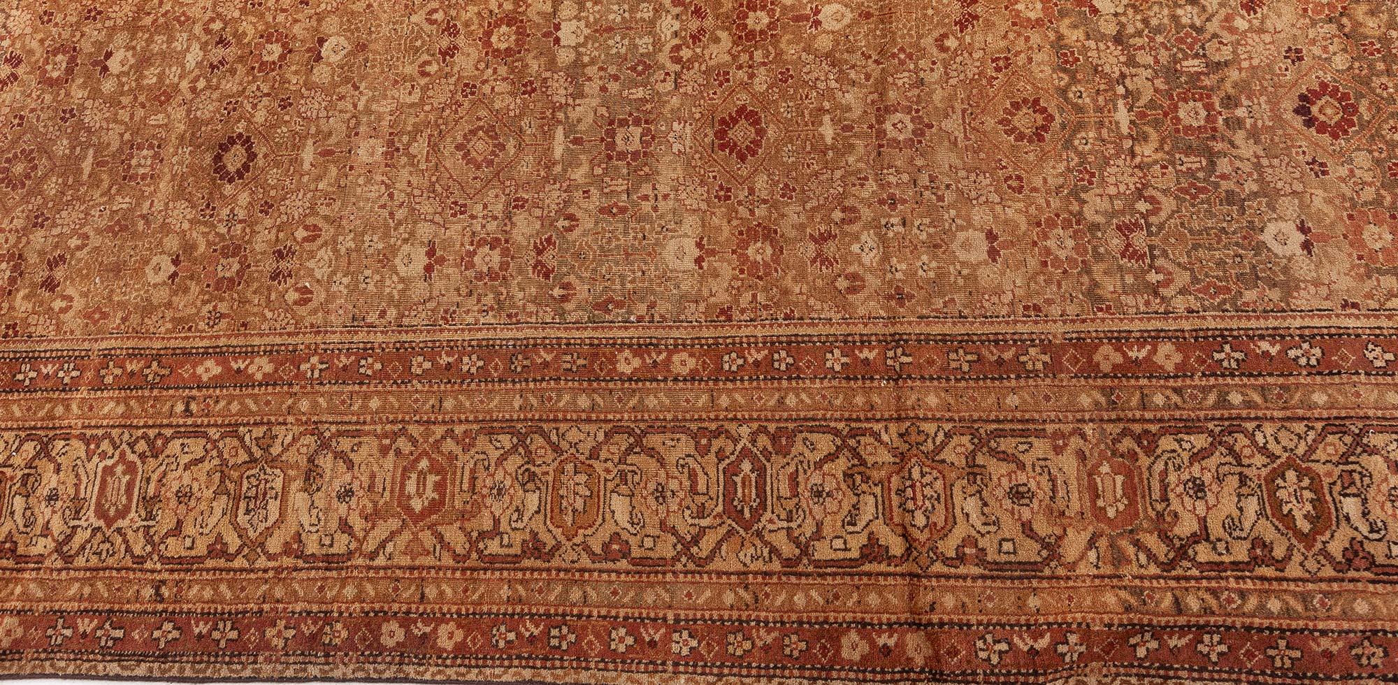 Antique Indian Amritsar Rug (Size Adjusted) In Good Condition For Sale In New York, NY
