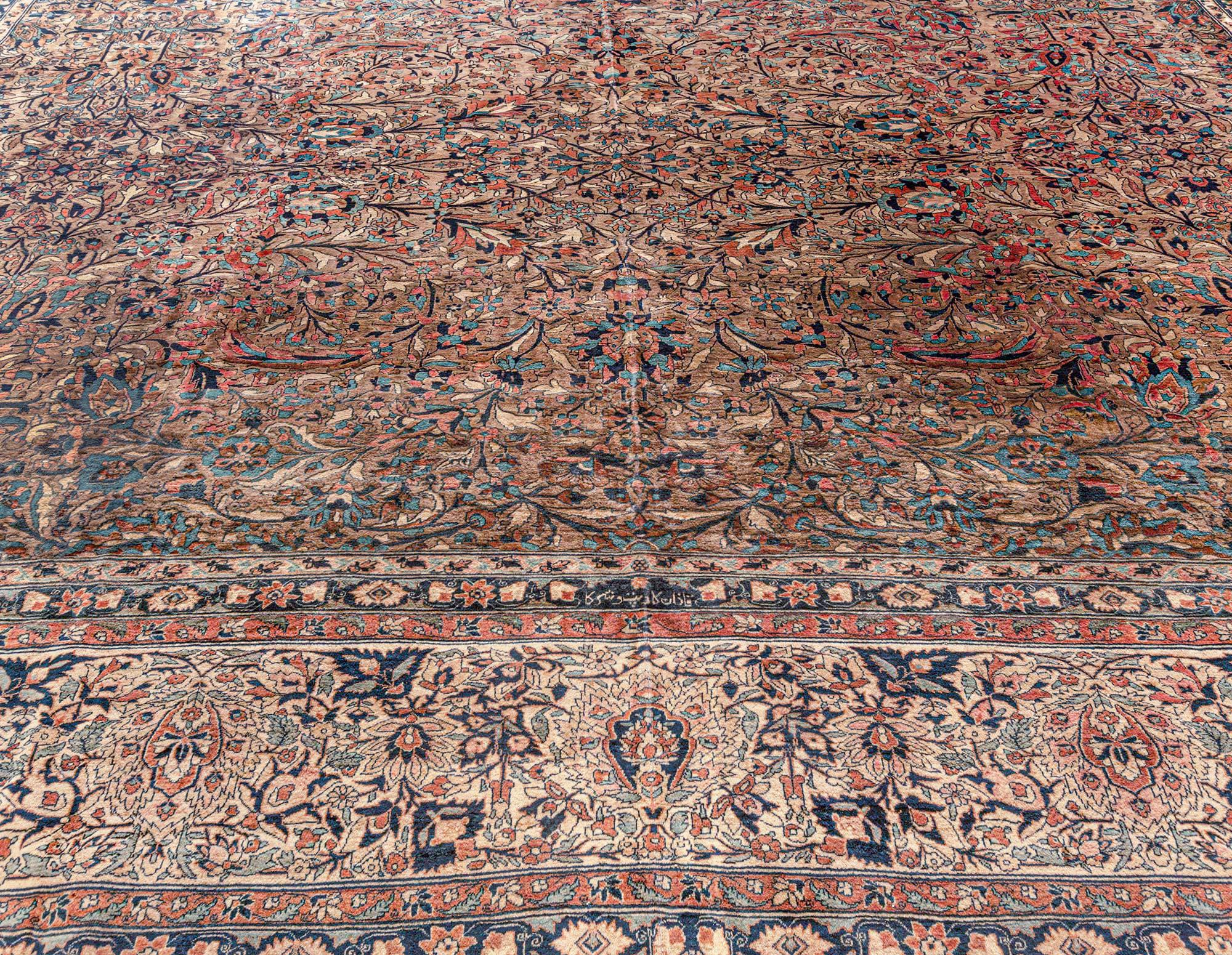 Antique Persian Kashan Rug In Good Condition For Sale In New York, NY