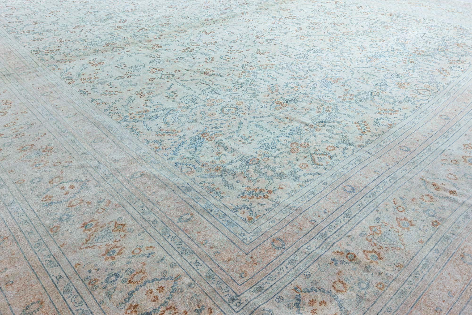 Tapis persan Kirman ancien Doris Leslie Blau « Taille ajustée » en vente 3