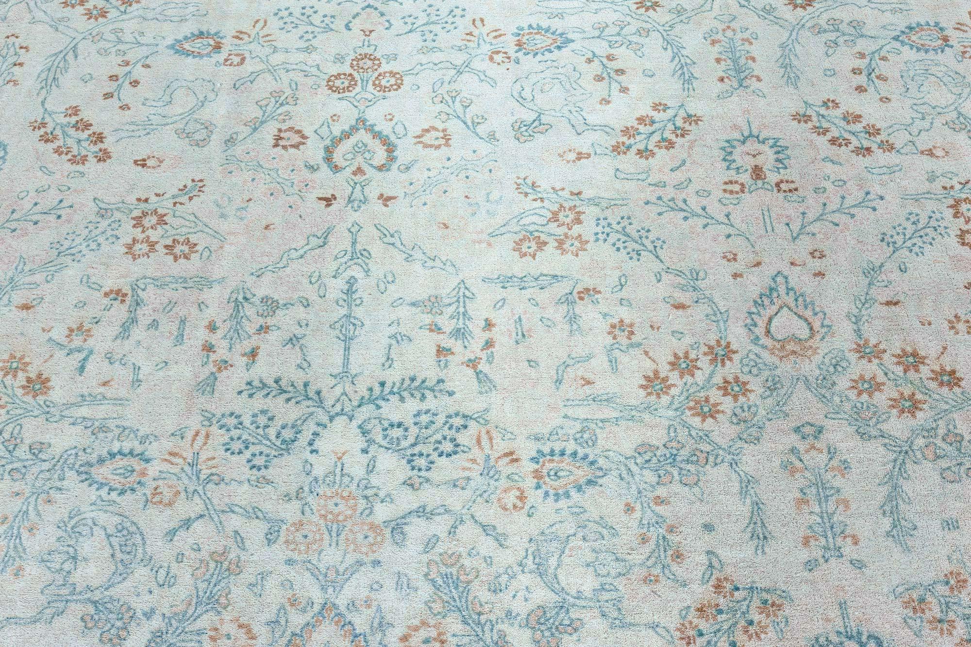 Perse Tapis persan Kirman ancien Doris Leslie Blau « Taille ajustée » en vente