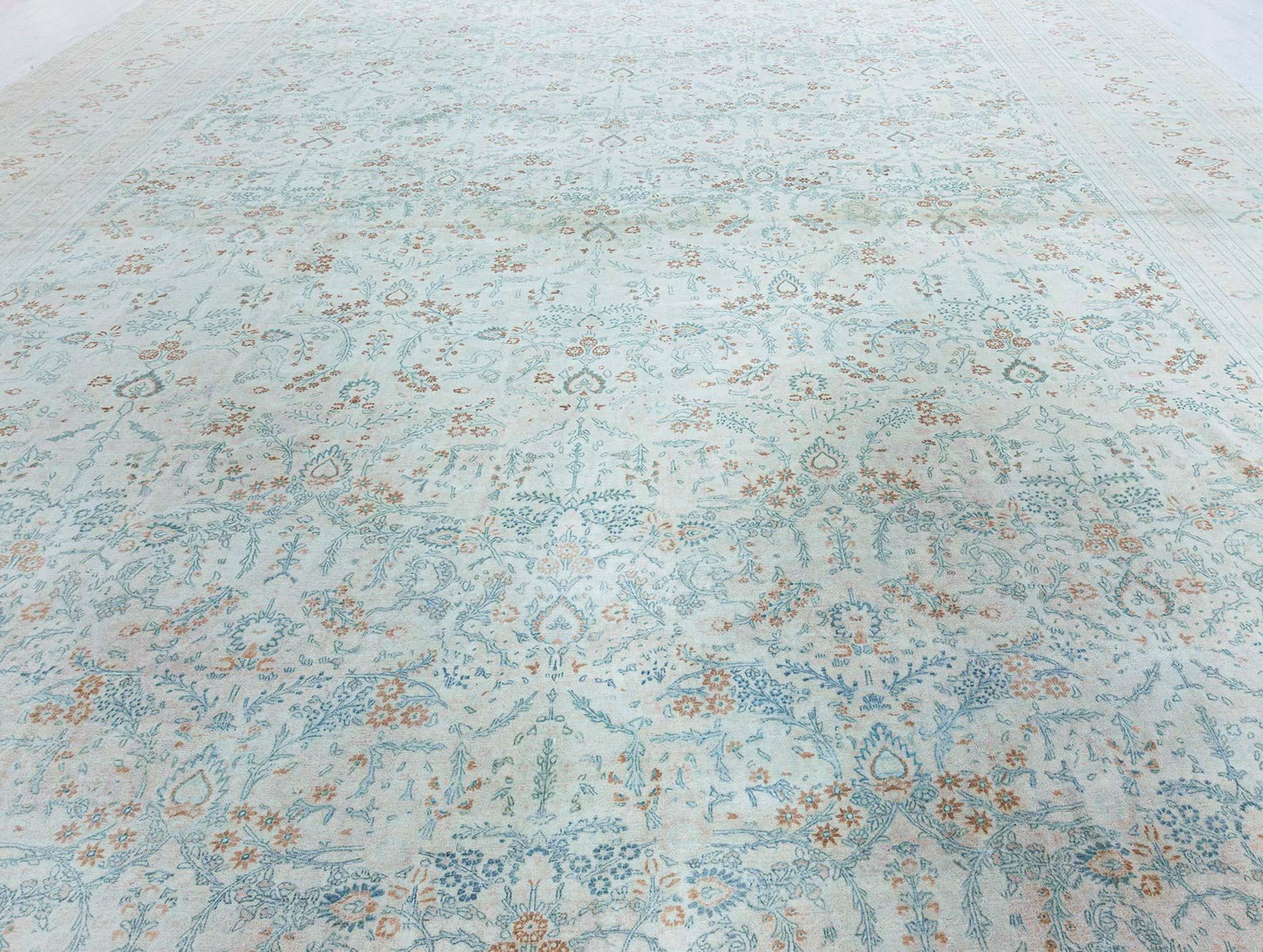 20ième siècle Tapis persan Kirman ancien Doris Leslie Blau « Taille ajustée » en vente