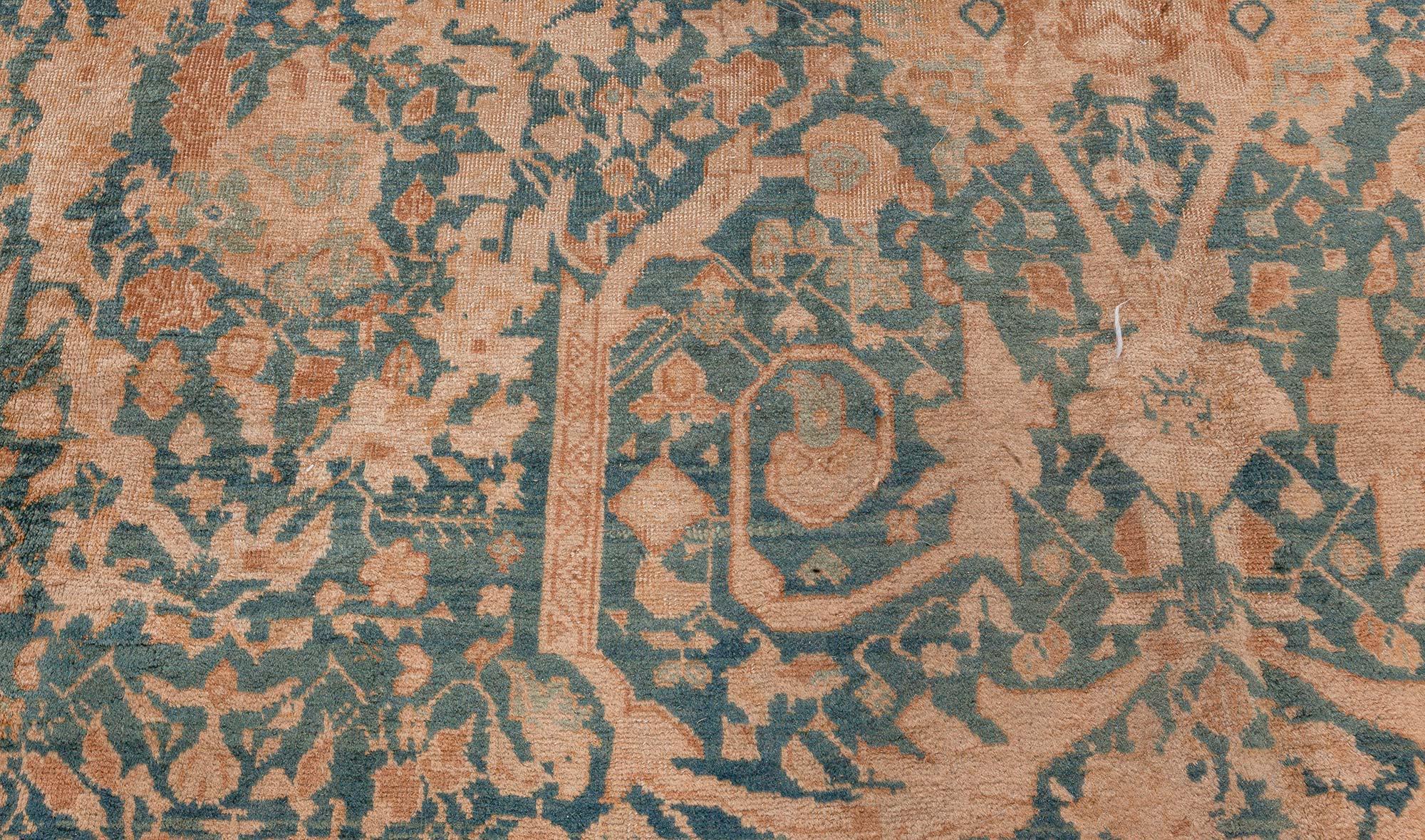 20ième siècle Tapis persan ancien Tabriz Botanic fait à la main Doris Leslie Blau en vente