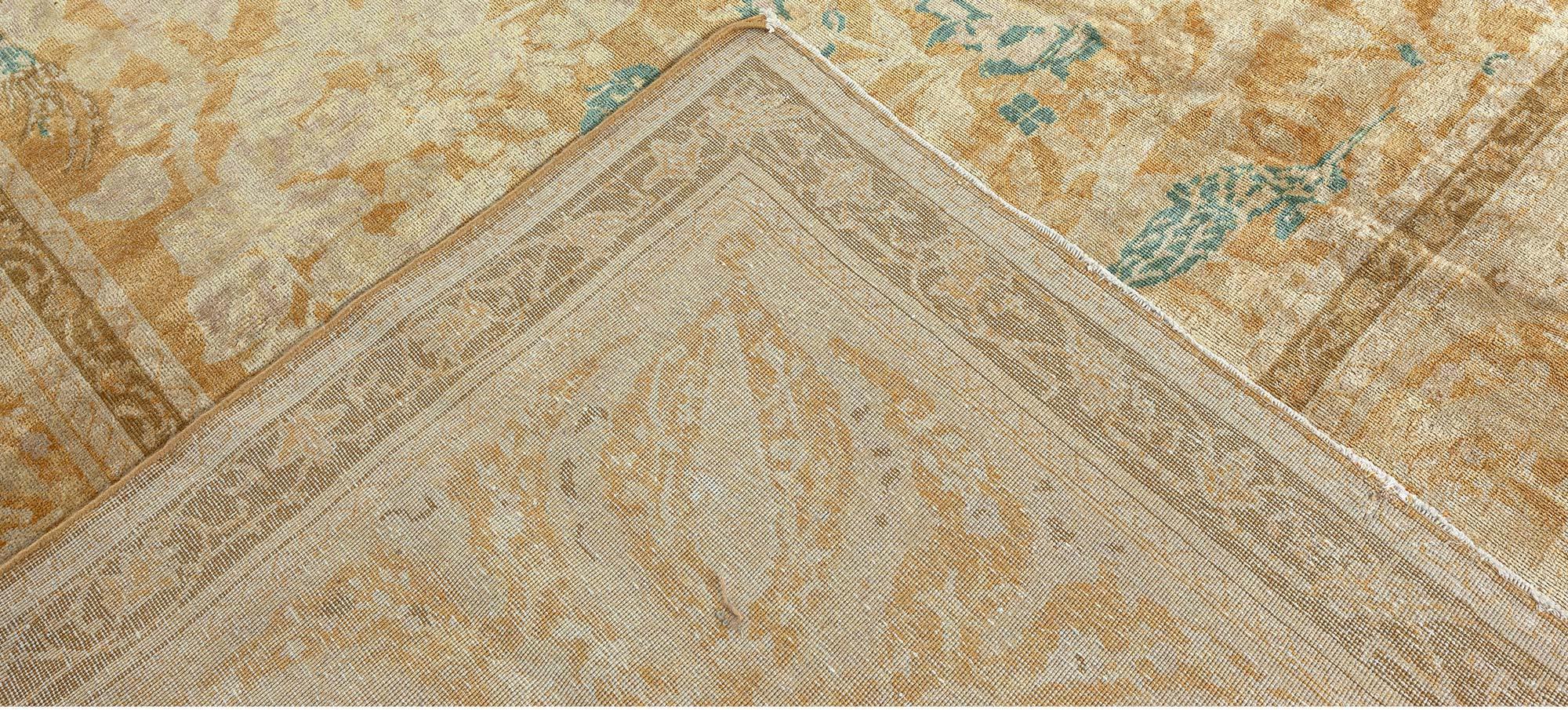 Authentique tapis indien du 19ème siècle en laine beige en vente 1
