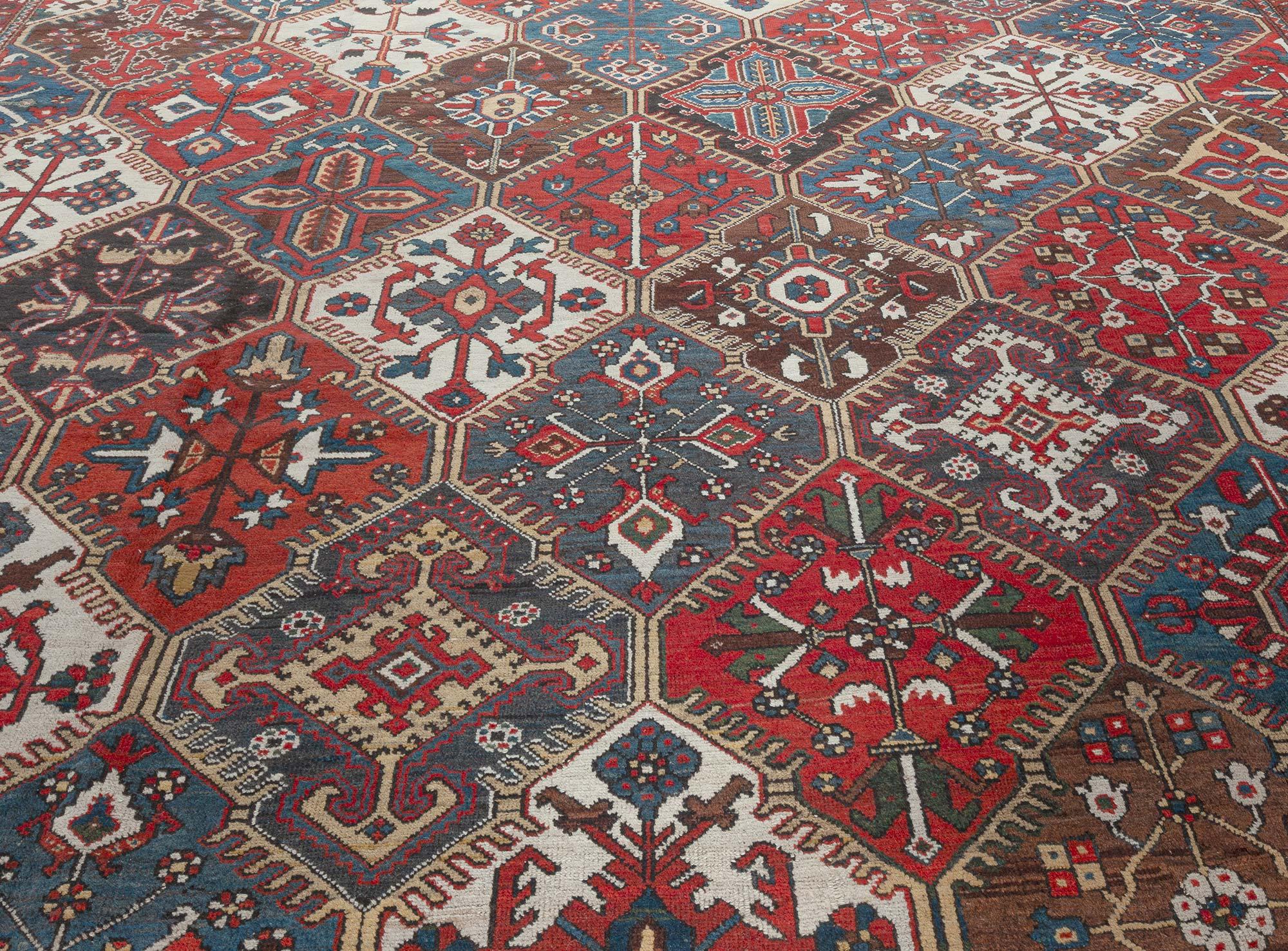 Authentic 19th Century Persian Bakhtiari carpet
Size: 12'10