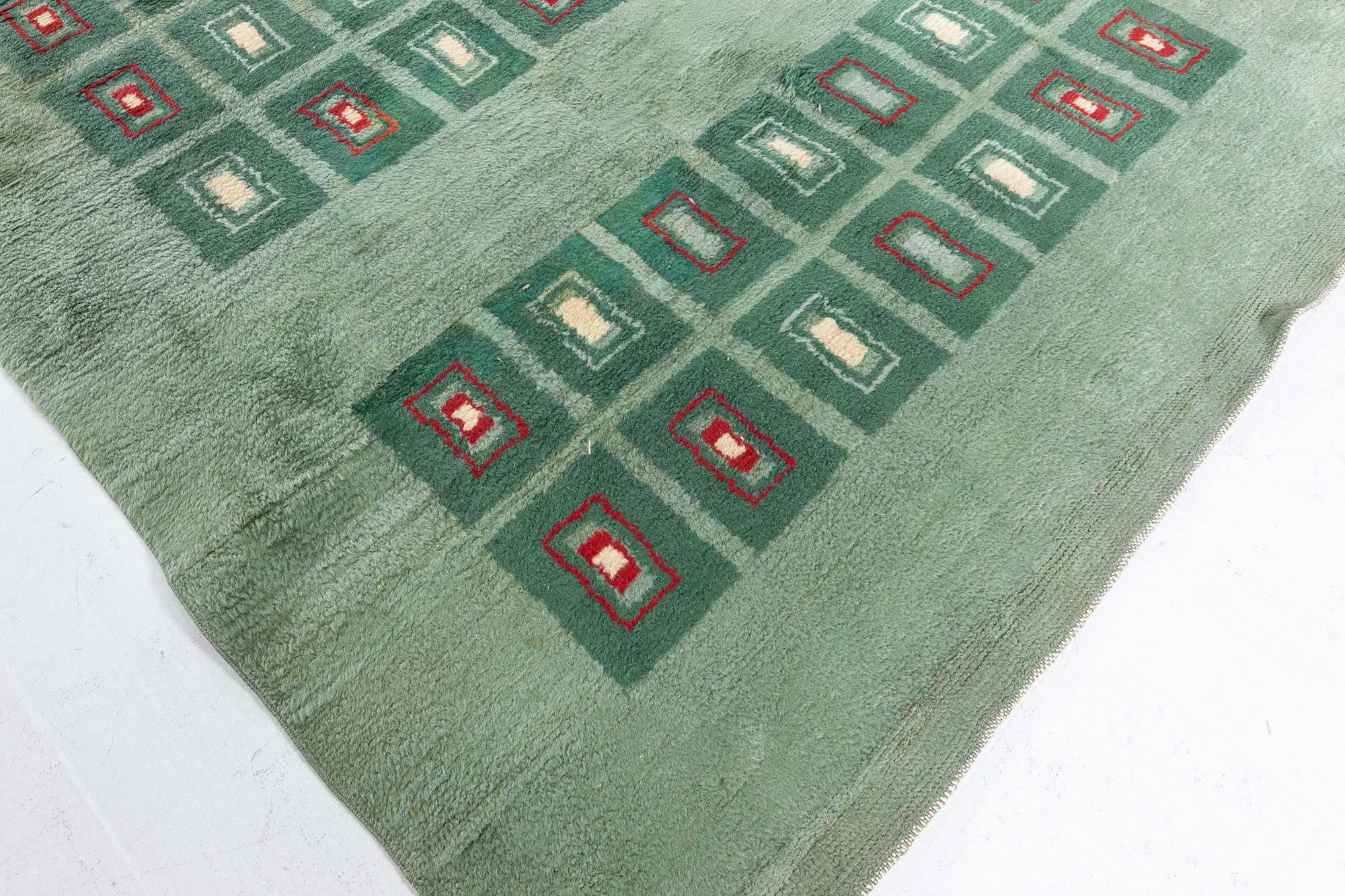 Early 20th Century French Art Deco Green Wool Rug For Sale 3