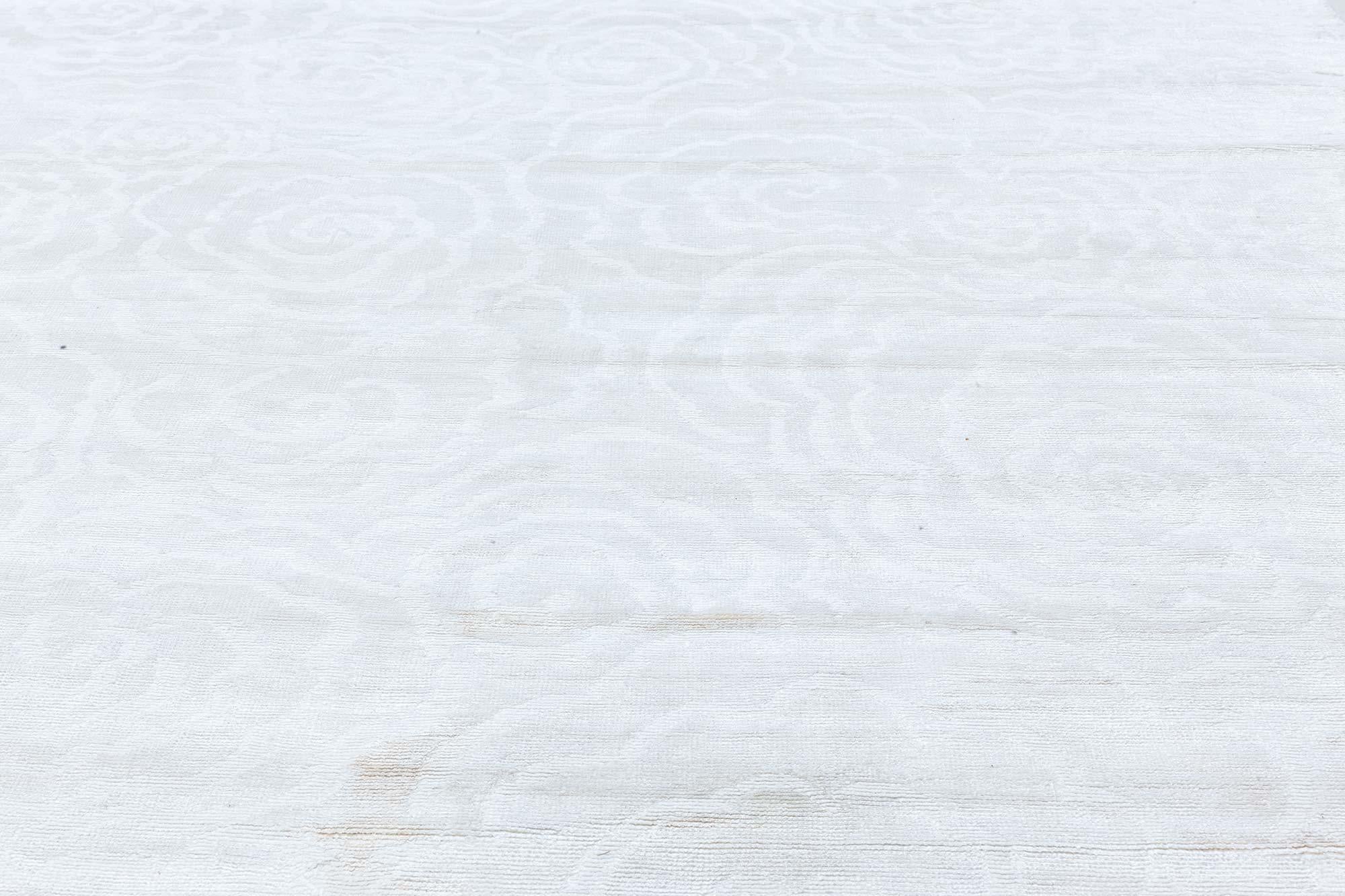Doris Leslie Blau Collection hochwertiger weißer Camelia Seidenteppich handgefertigt
Größe: 11'10