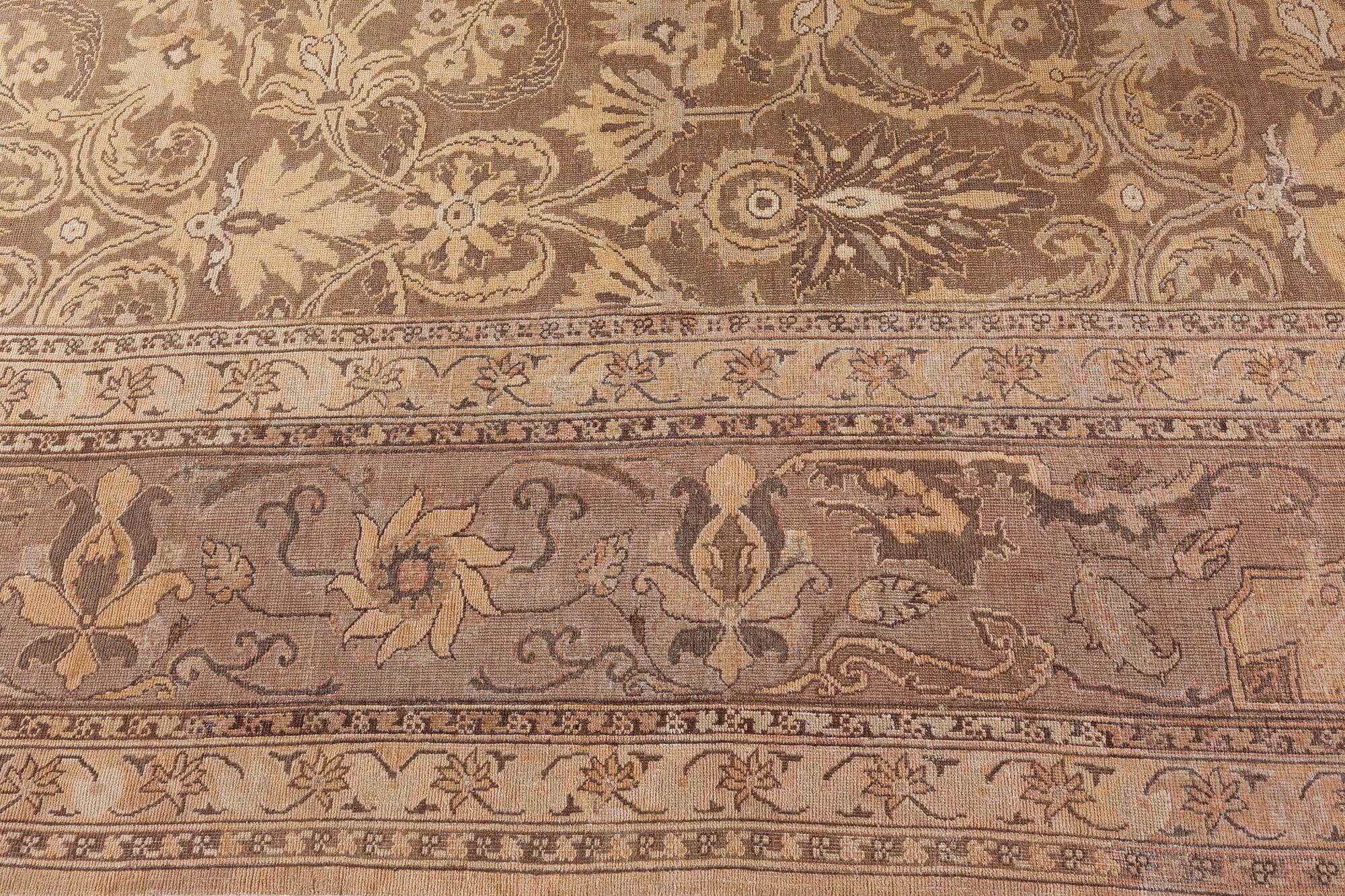 Hand-Woven Early 20th Century Indian Amritsar Rug For Sale