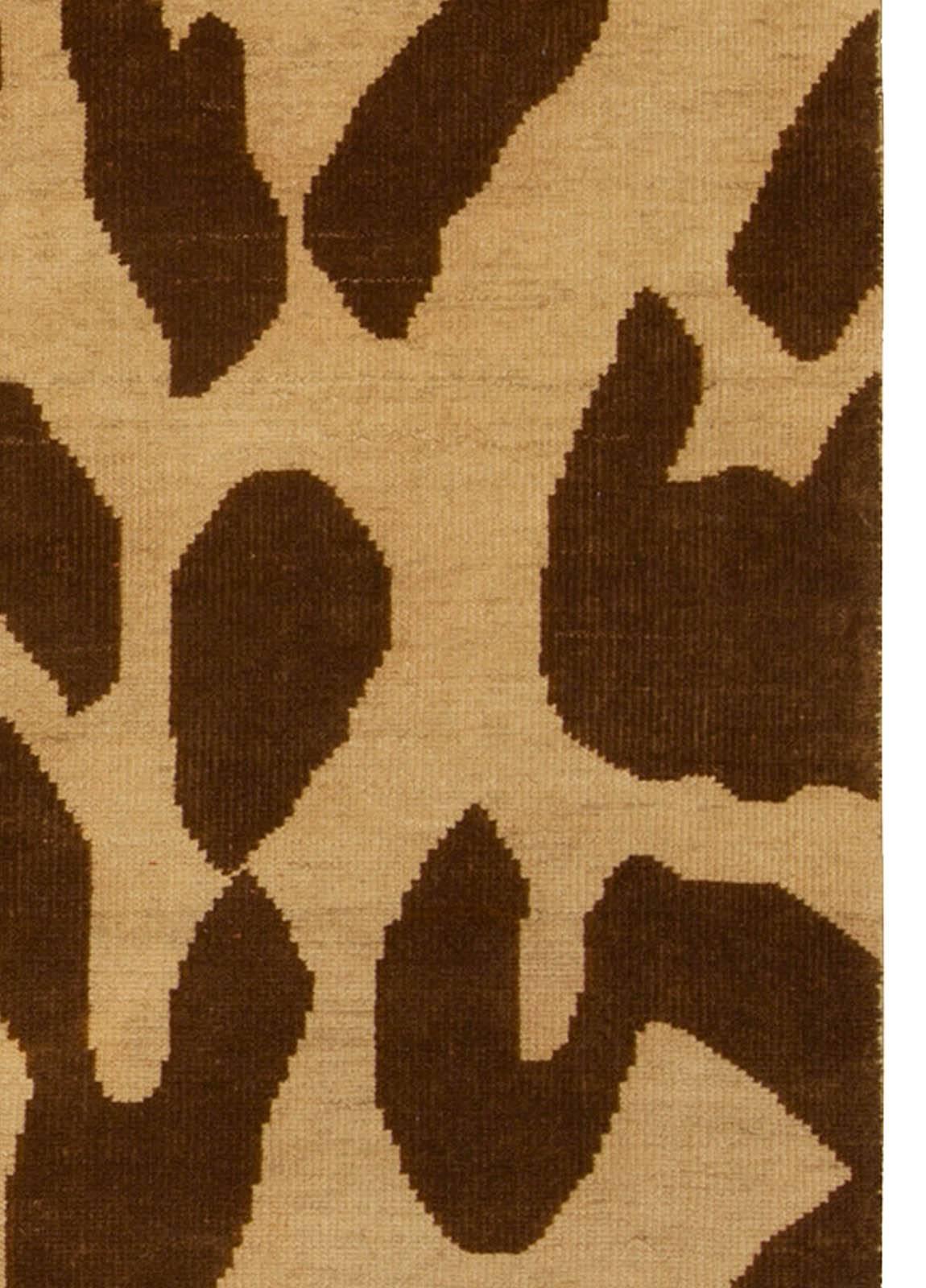 Doris Leslie Blau Collection Leopard Beige and Brown Rug In New Condition In New York, NY