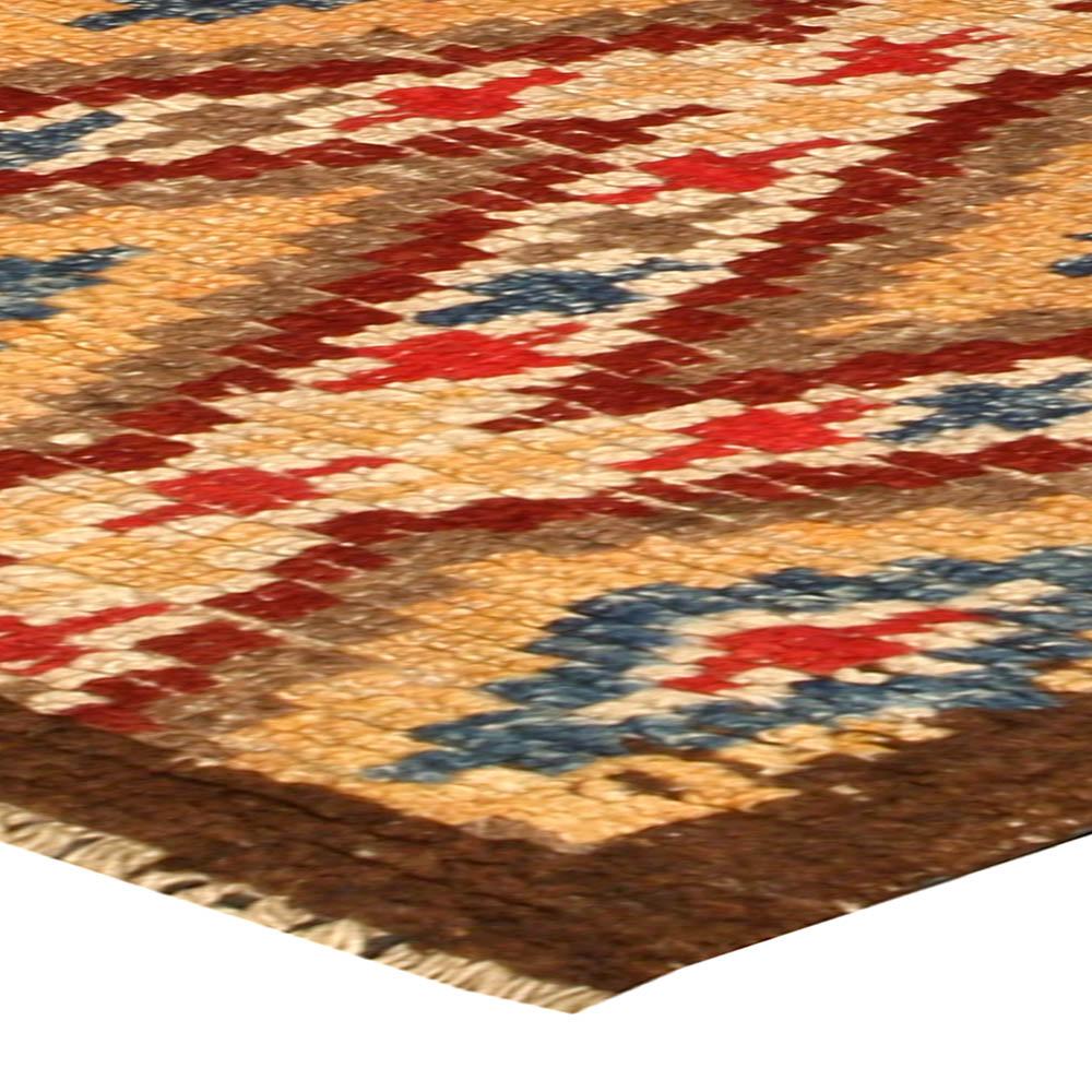 Mid-20th Century Bold Moroccan Handmade Wool Rug In Good Condition For Sale In New York, NY