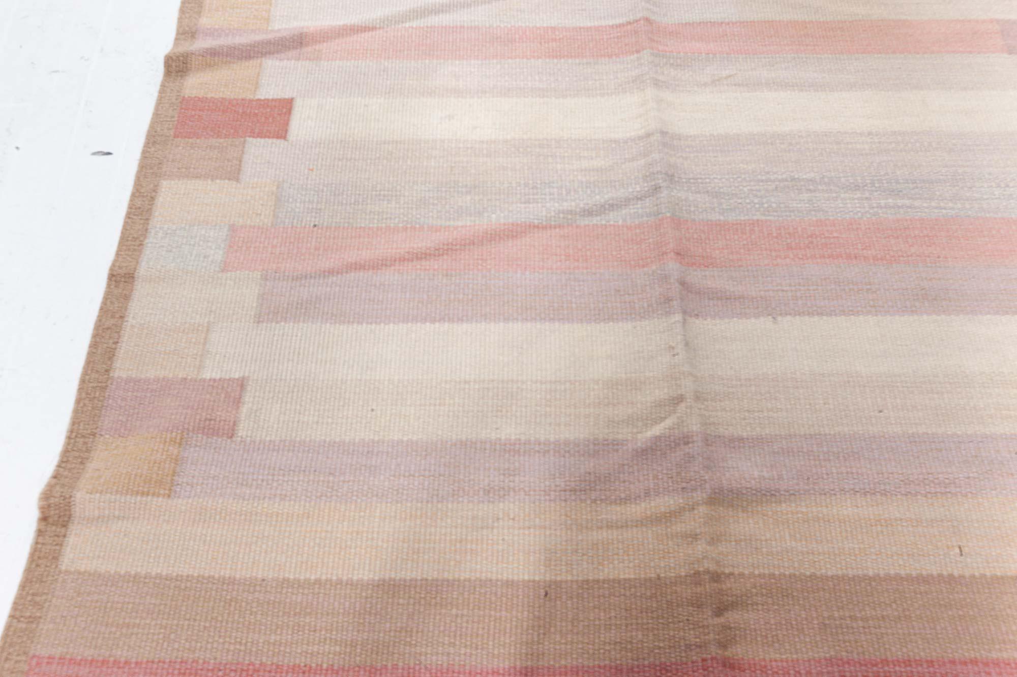 Hand-Woven Mid-20th century Swedish Flat-Weave Rug For Sale