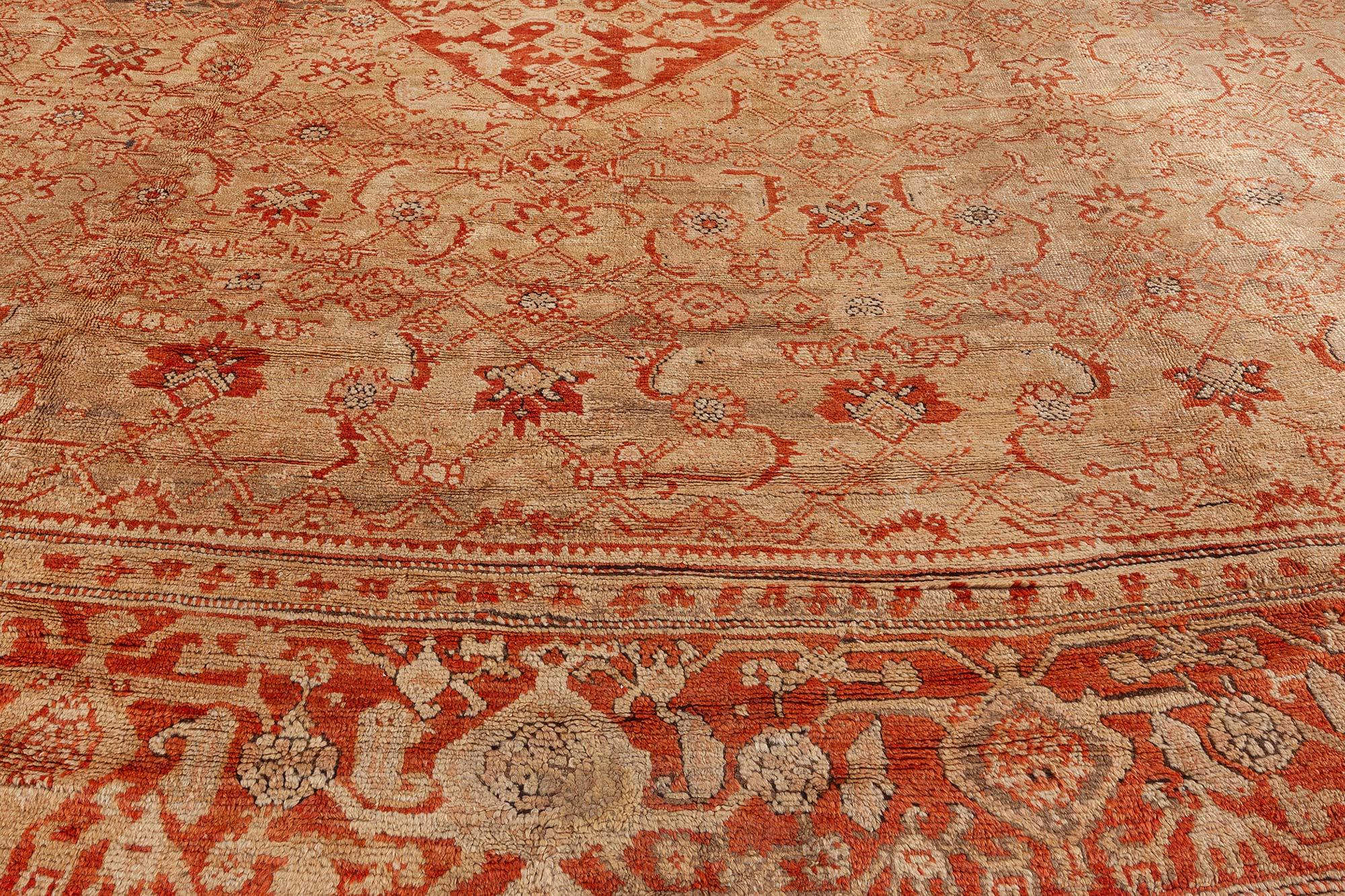 Oversized Antique Turkish Oushak Handmade Rug In Good Condition For Sale In New York, NY