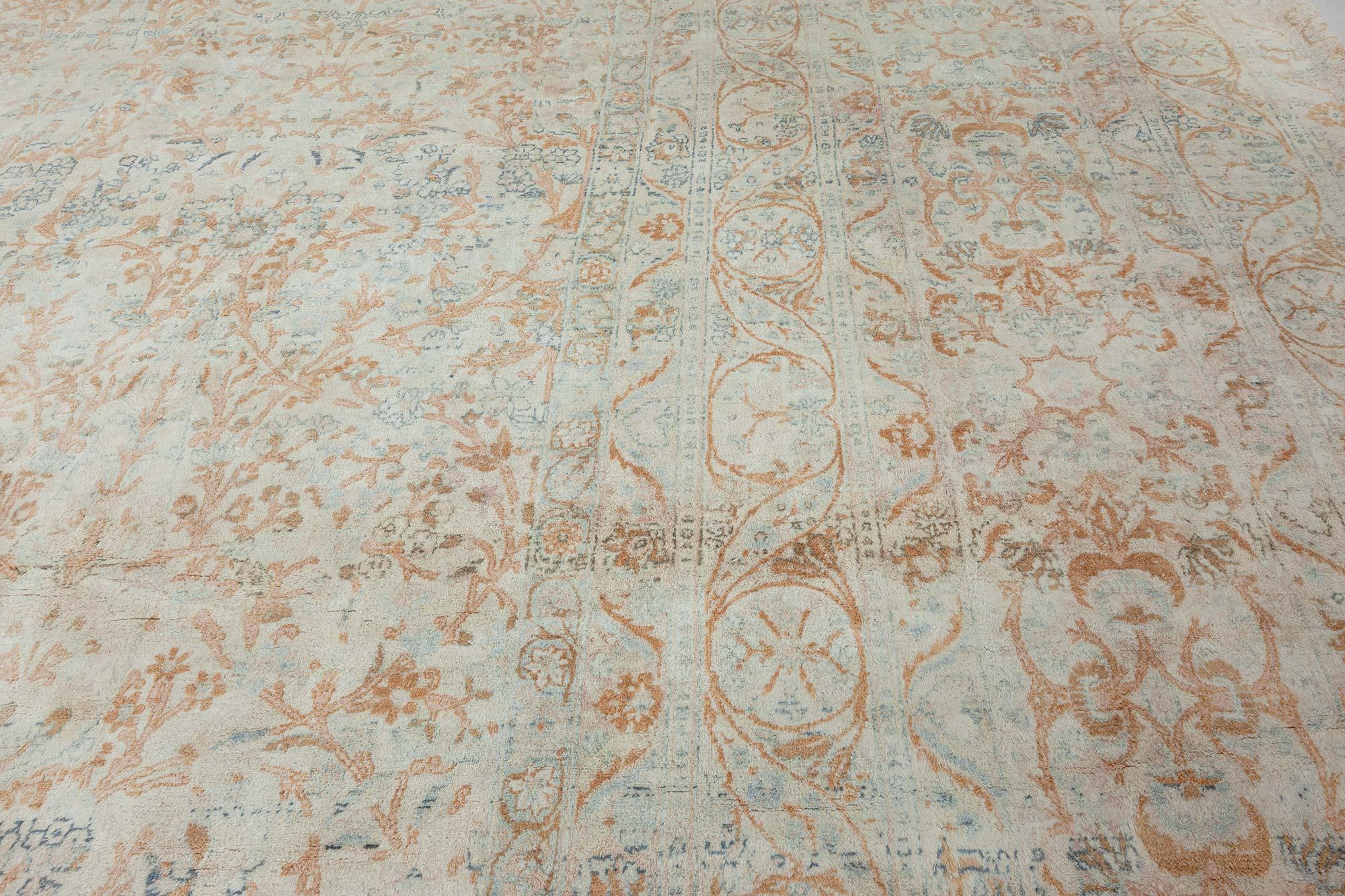 Persischer Kirman-Teppich aus dem frühen 20.
Größe: 20'6