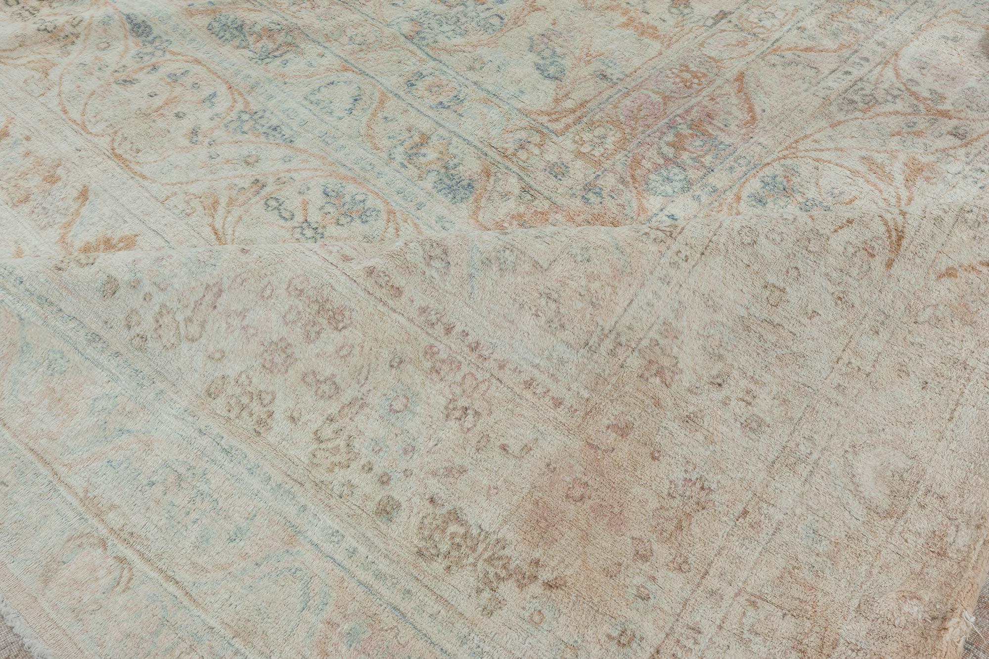 Persischer Kirman-Teppich aus dem frühen 20. im Zustand „Gut“ im Angebot in New York, NY