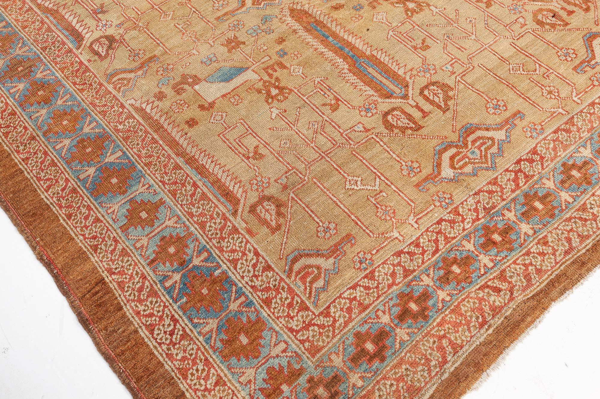 Early 19th Century Primitive Bakshaish Carpet In Good Condition For Sale In New York, NY