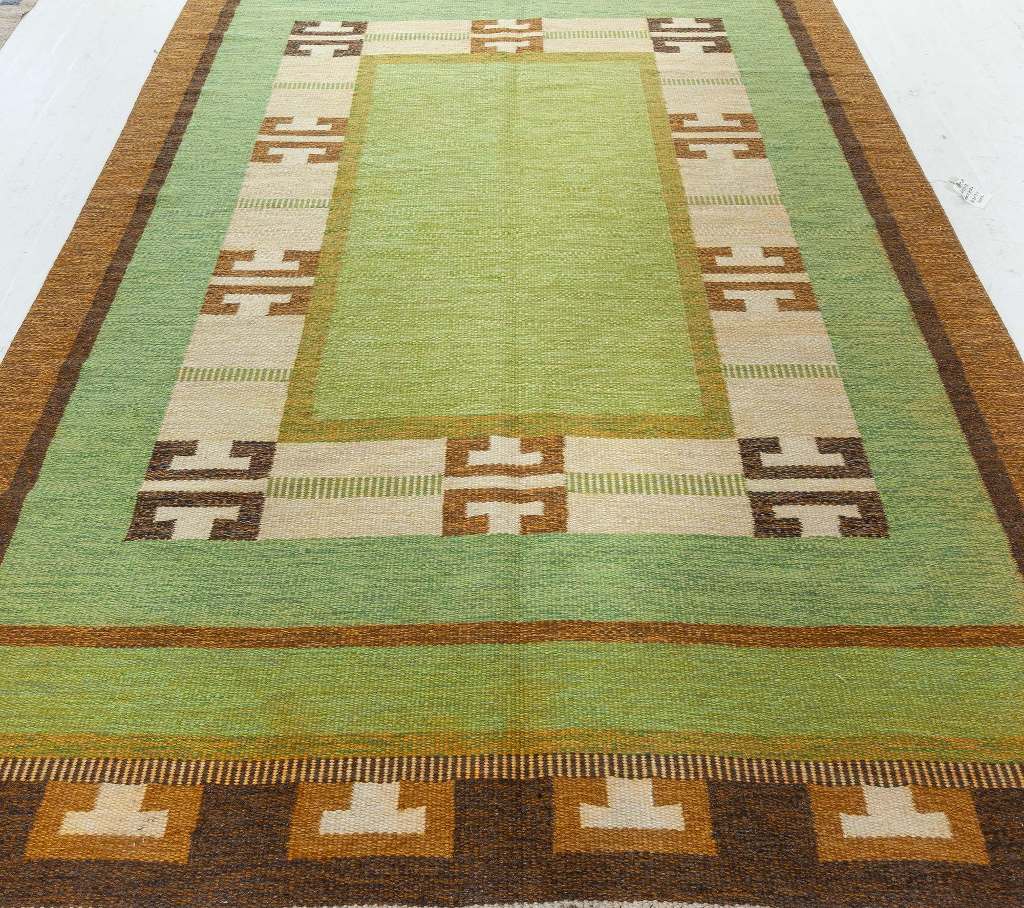 Vintage Green Flat-weave Rug by Ingegerd Silow In Good Condition For Sale In New York, NY