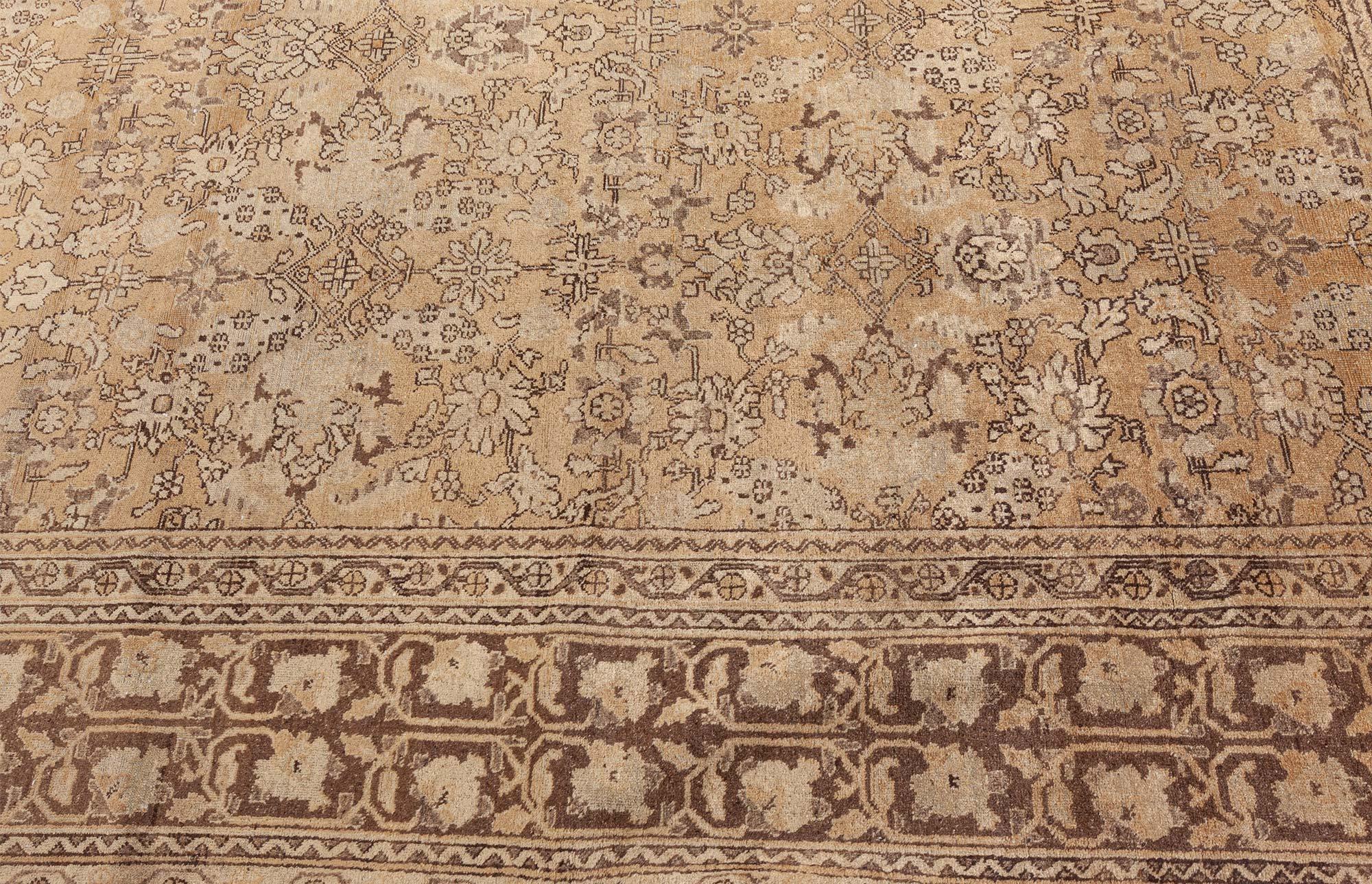 Vintage Indian Amritsar Handmade Wool Carpet For Sale 1