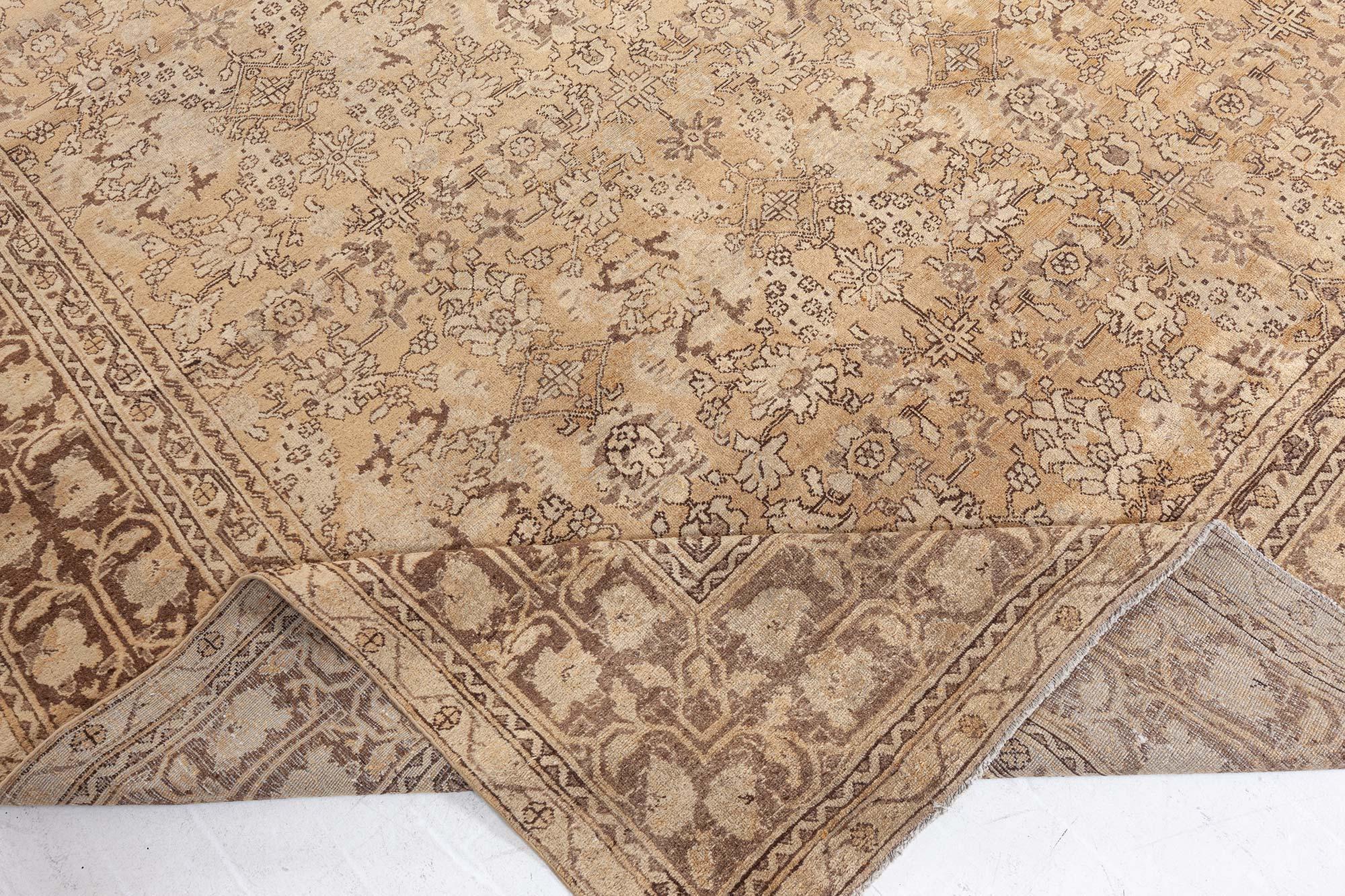 Vintage Indian Amritsar Handmade Wool Carpet For Sale 3
