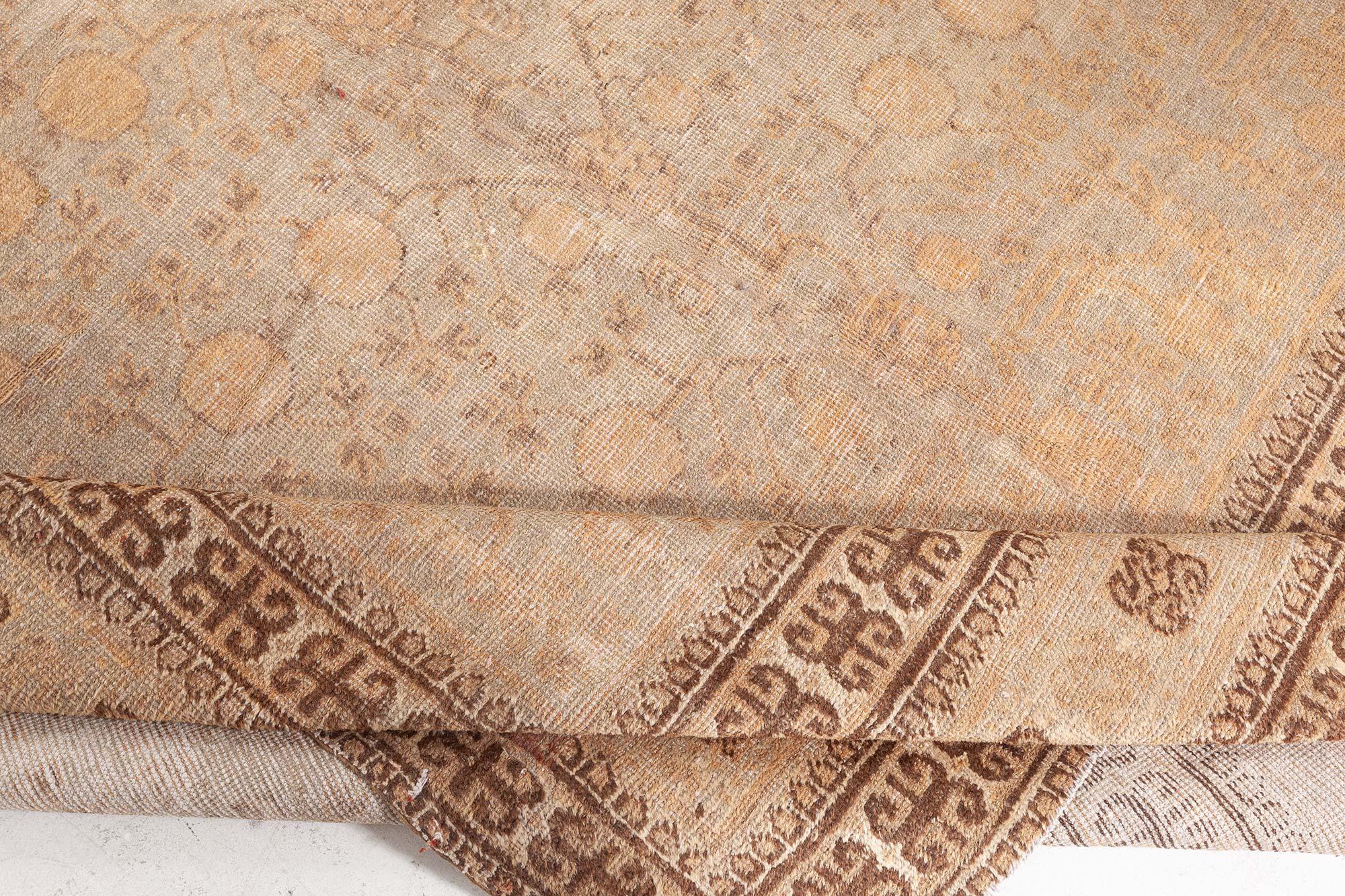 20th Century Vintage Samarkand Handmade Wool Rug For Sale
