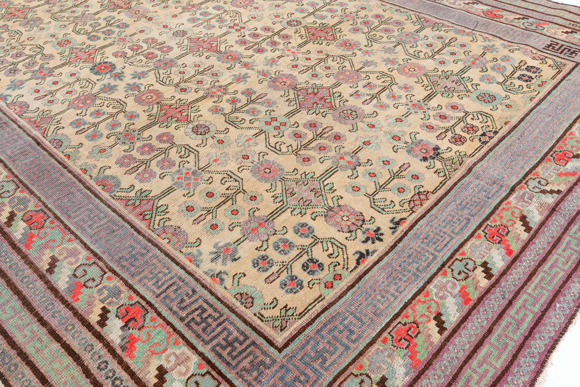 Vintage Samarkand 'Khotan' Handmade Wool Rug For Sale 3