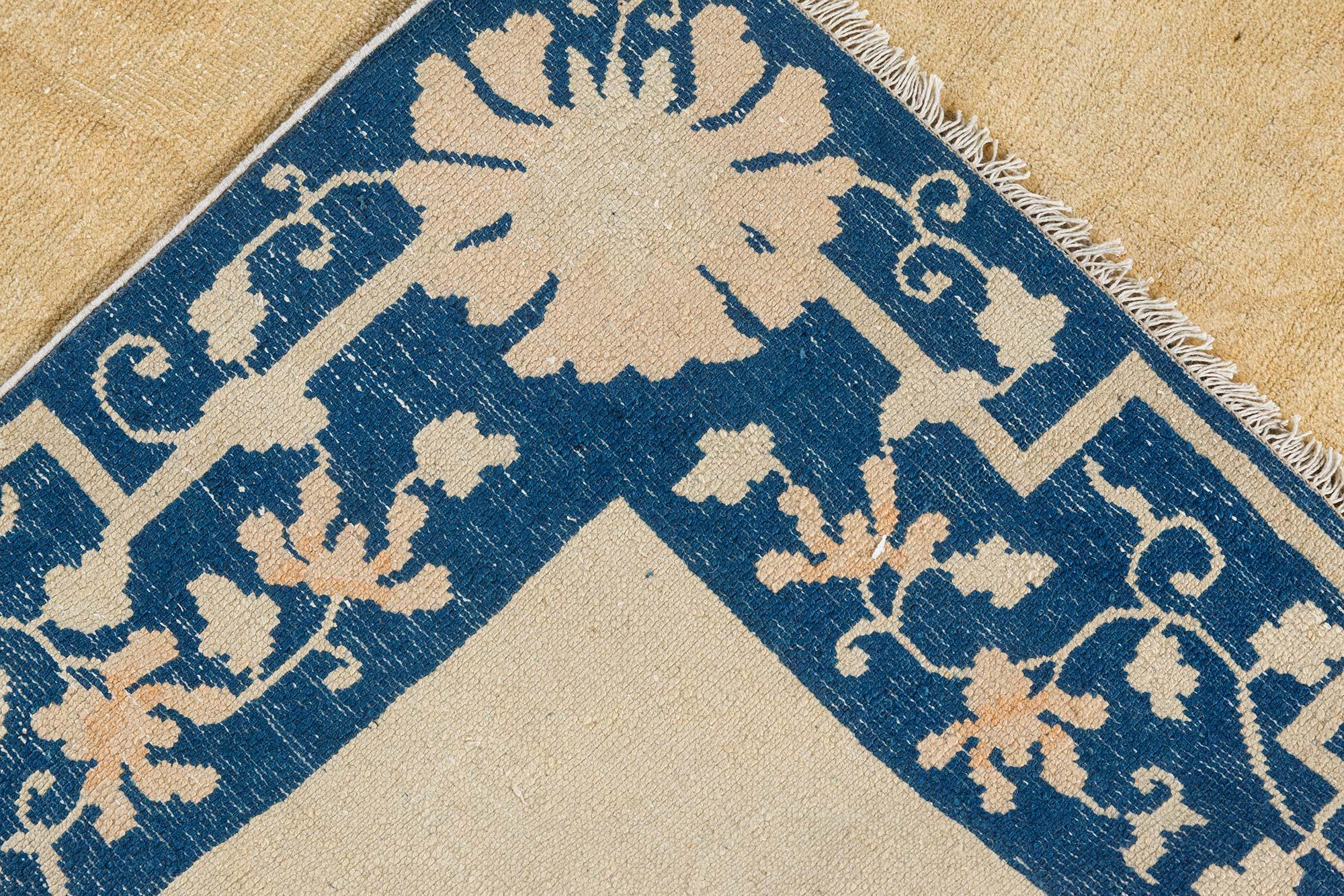 Laine Doris Leslie Blau Tapis chinois en laine fait à la main du début du 20e siècle en vente