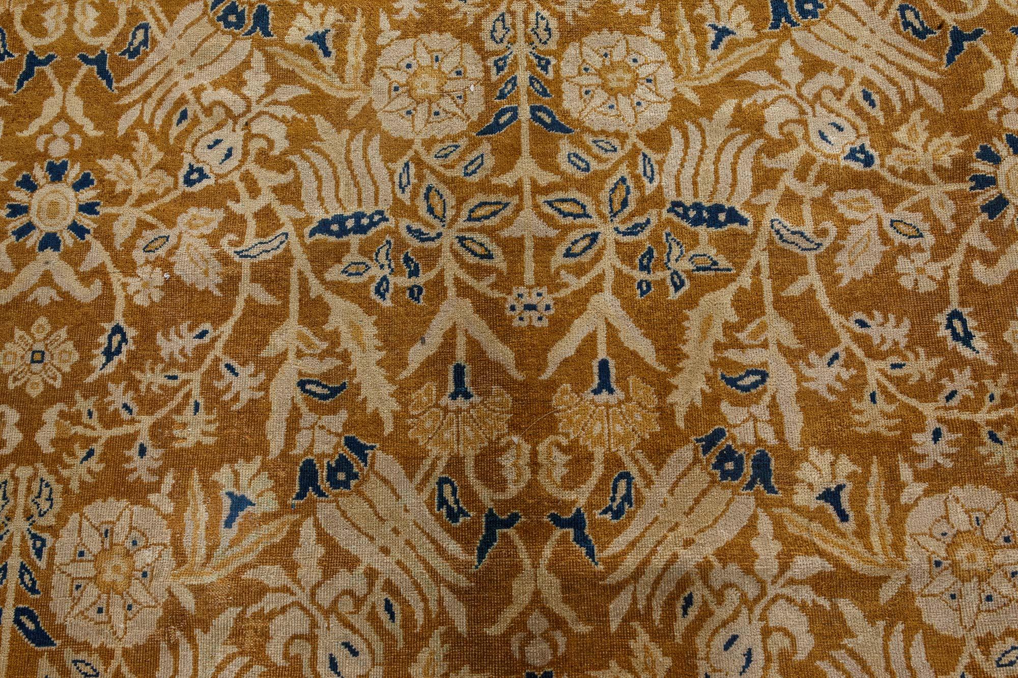 Floraler Indianerteppich von Doris Leslie Blau aus dem frühen 20.
Größe: 9'9