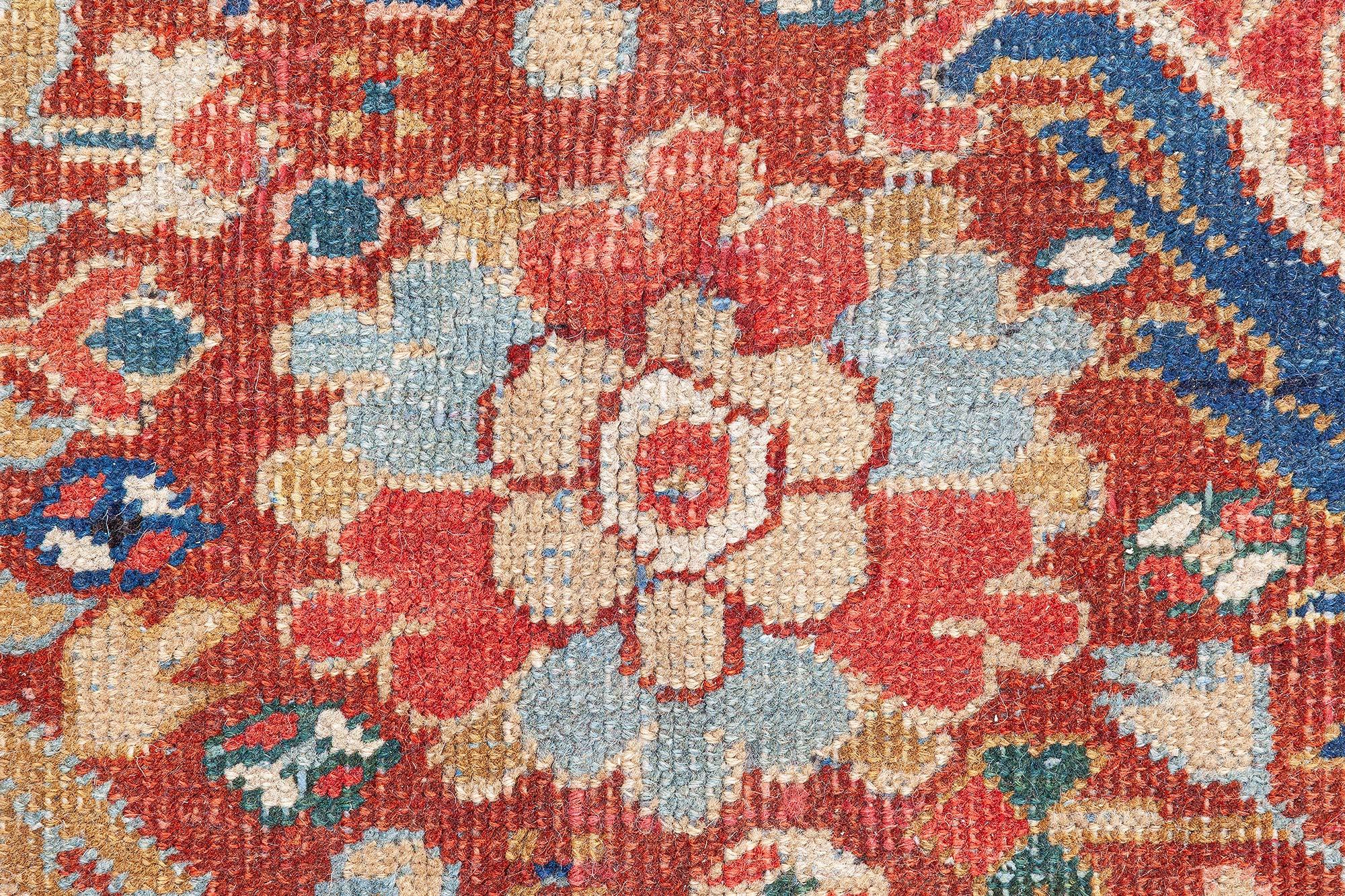 Persiano Doris Leslie Blau Tappeto di lana persiano Heriz tessuto a mano dell'inizio del XX secolo in vendita