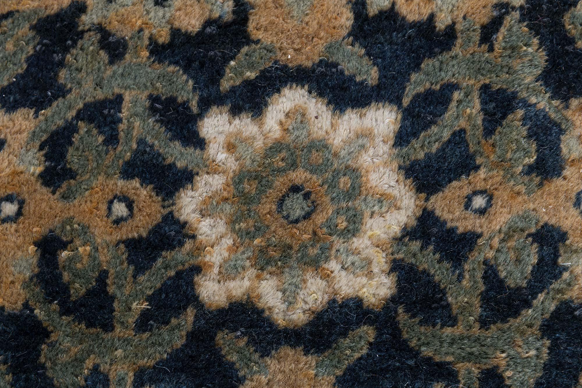 Doris Leslie Blau Early 20th Century Persian Kirman Handmade Wool Rug For Sale 4