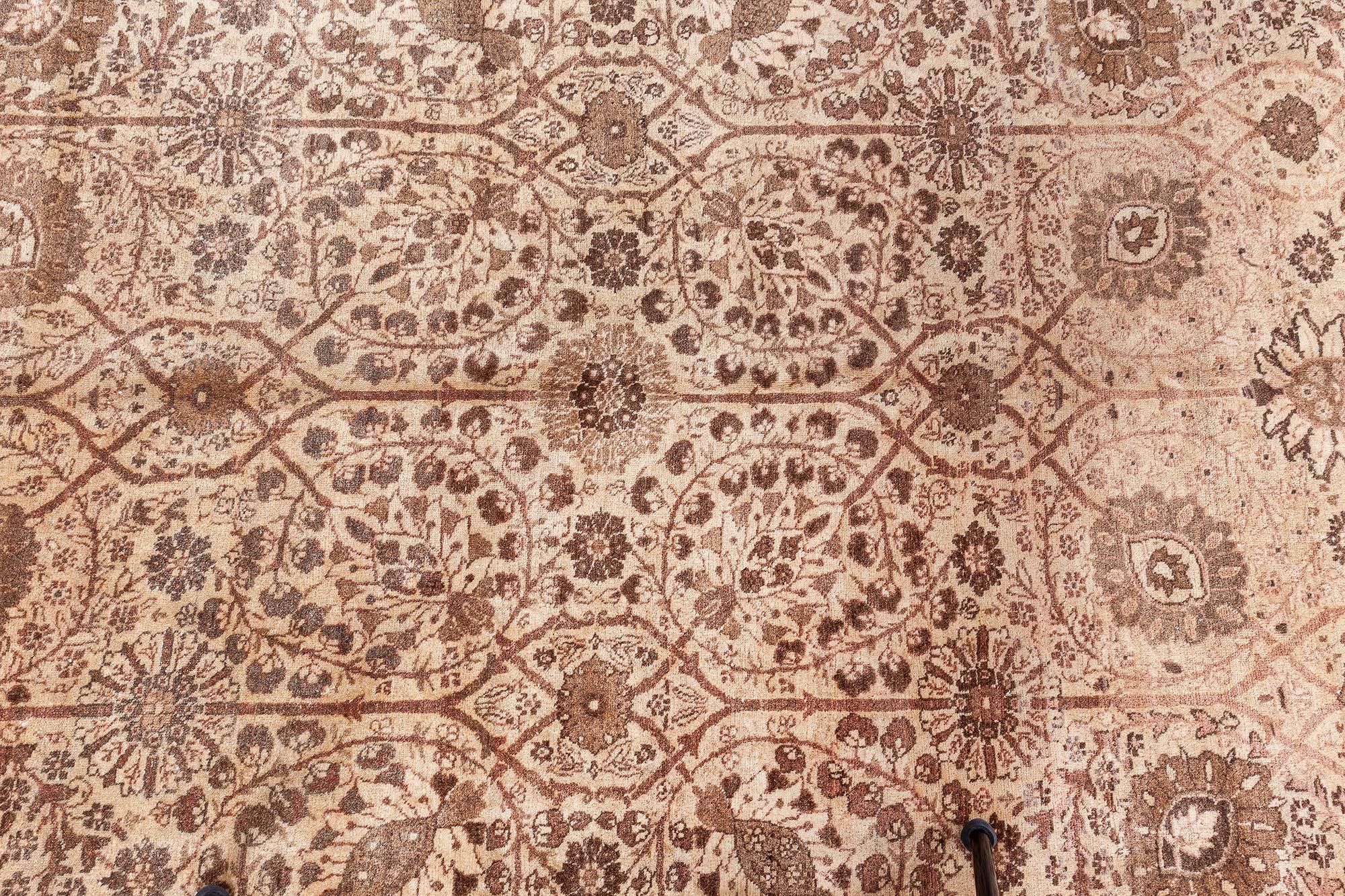 Doris Leslie Blauer persischer Täbris-Wollteppich aus dem frühen 20. Jahrhundert, handgefertigt (Tabriz) im Angebot