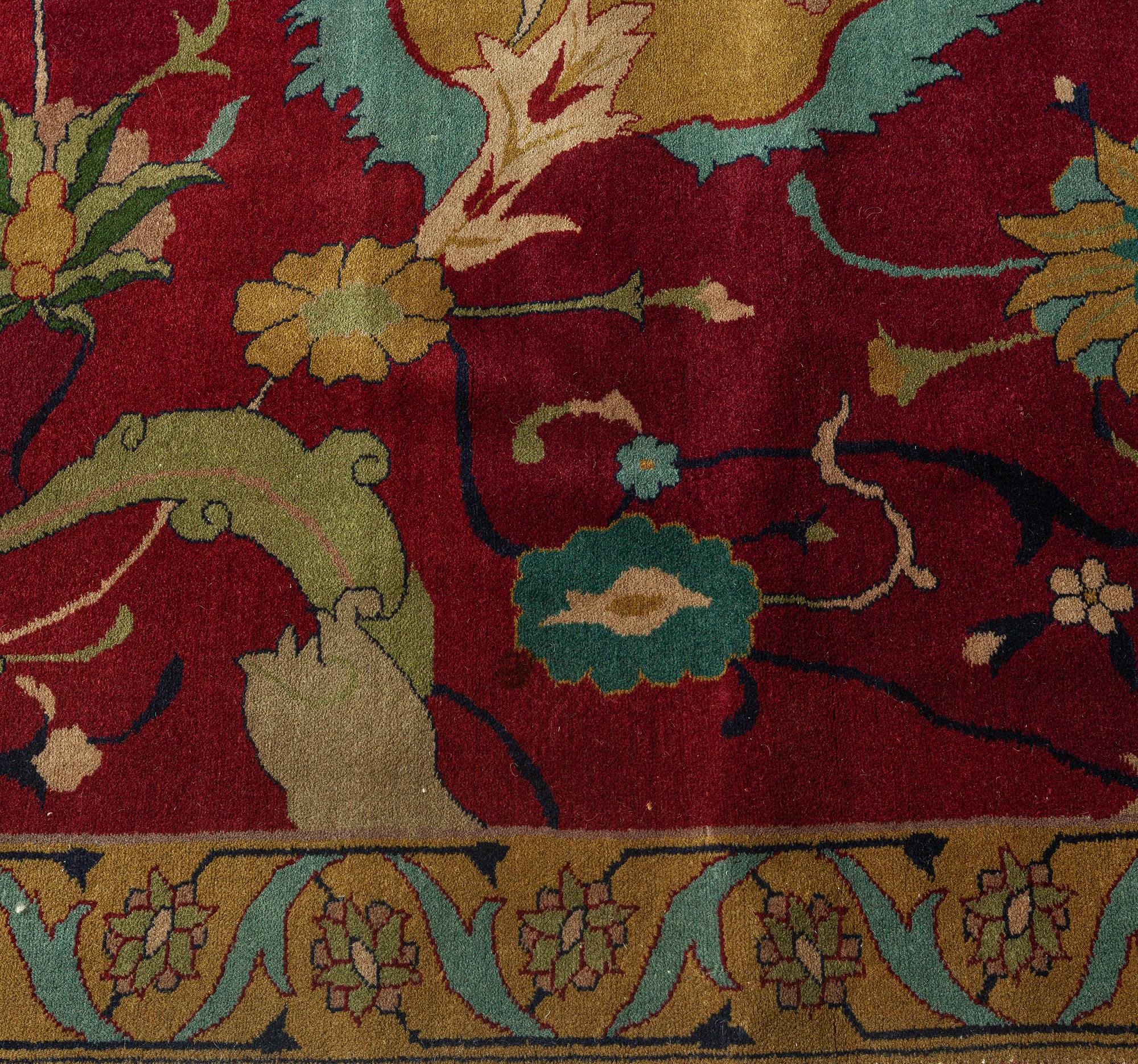 Doris Leslie Blau Early 20th Century Purple Floral Indian Handmade Wool Rug In Good Condition For Sale In New York, NY