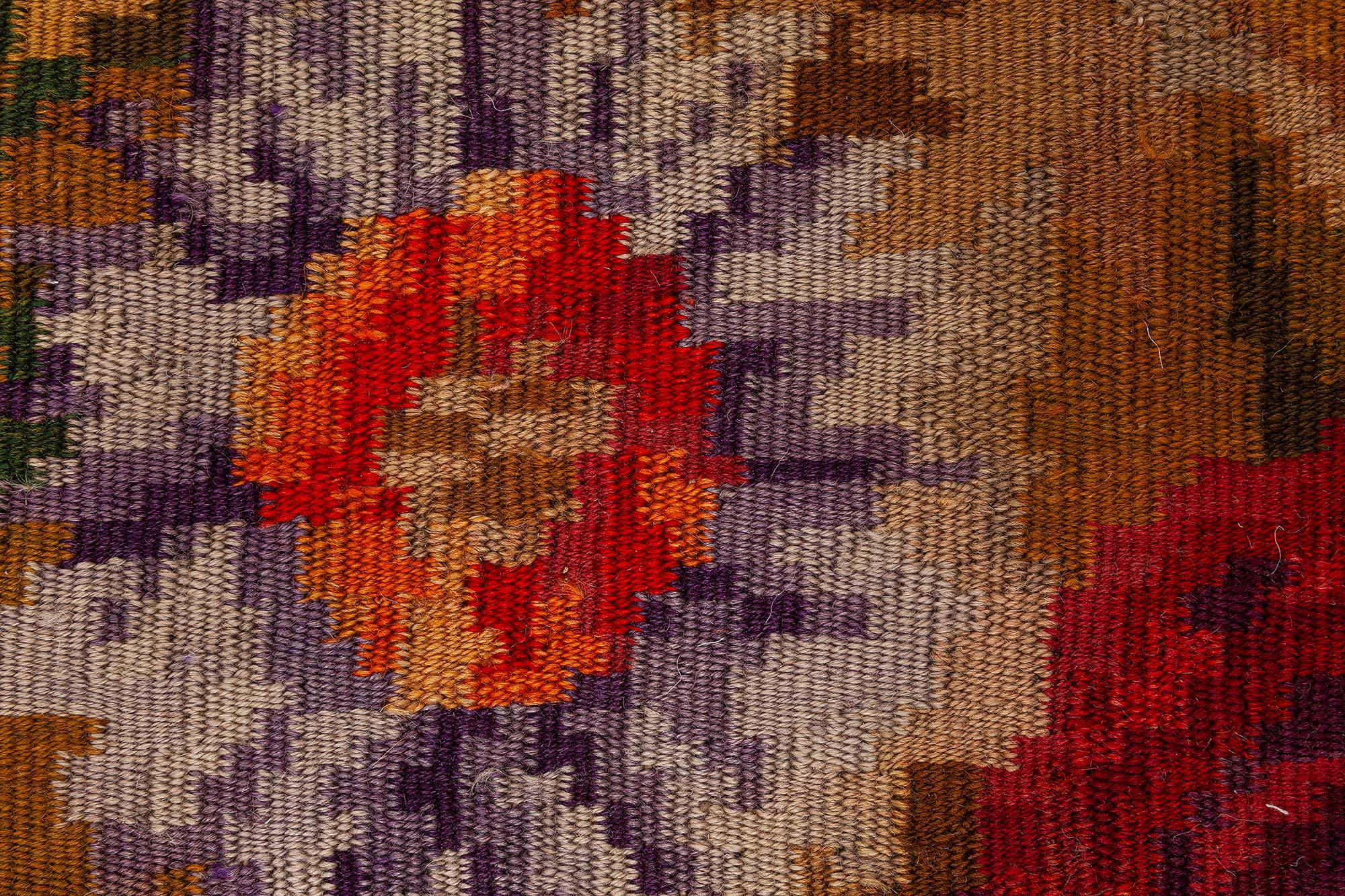Doris Leslie Blau Early 20th Century Russian Bessarabian Handmade Rug In Good Condition For Sale In New York, NY