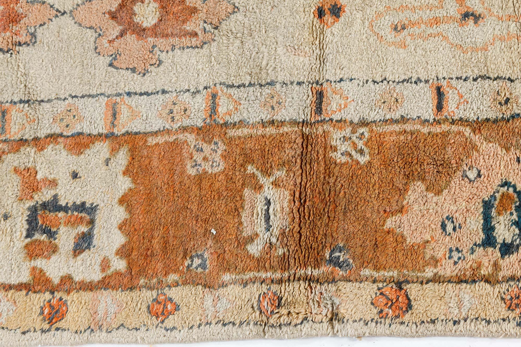 Doris Leslie Blau Alfombra de lana turca Oushak Botanic de principios del siglo XX hecha a mano en Bueno estado para la venta en New York, NY