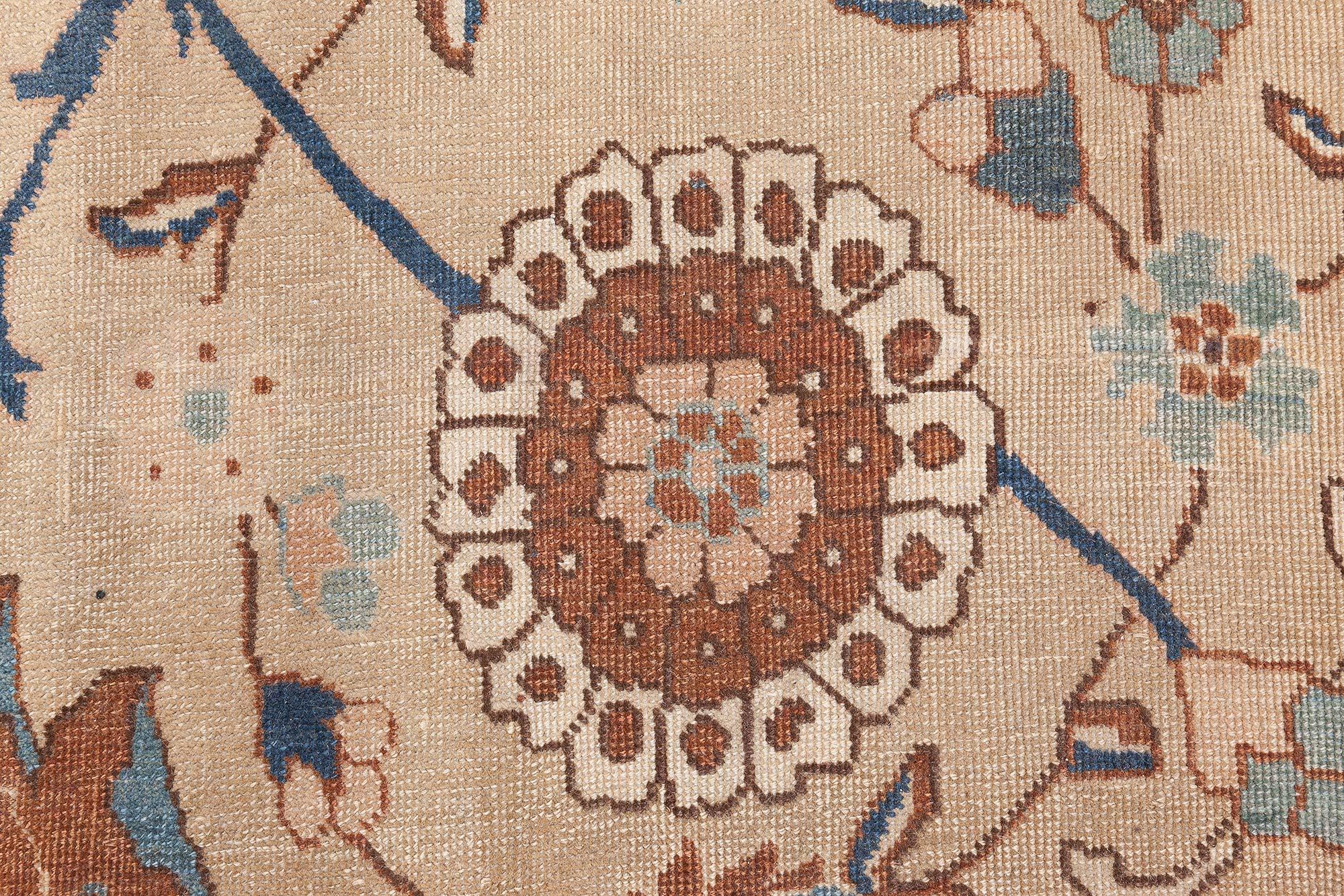 Tessuto a mano Doris Leslie Blau Tappeto antico persiano Tabriz fatto a mano extra large in vendita