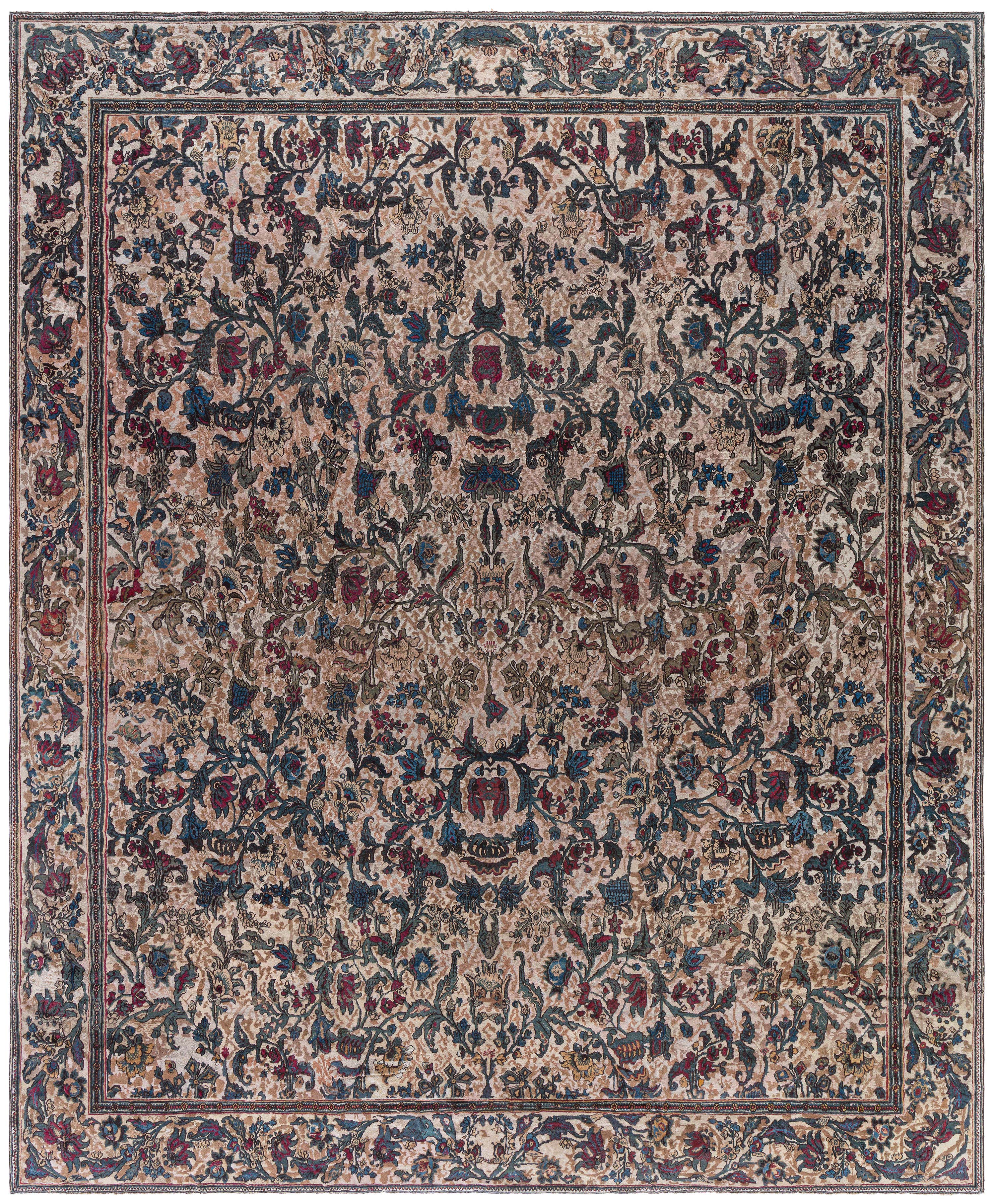 Doris Leslie Blau: Indischer antiker Teppich mit durchgehendem Blumenmuster in warmem Beige – um 1880