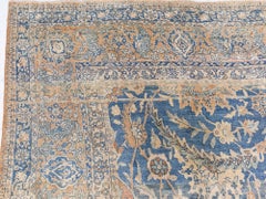 Doris Leslie Blau Kirman Tappeto antico floreale a trifoglio avorio annodato a mano - C.C. 1900