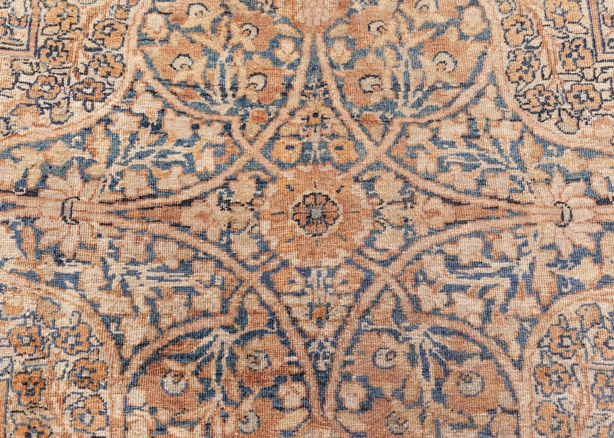 Doris Leslie Blau Großer persischer Kirman-Wollteppich aus dem 19. Jahrhundert, handgefertigt im Angebot 1