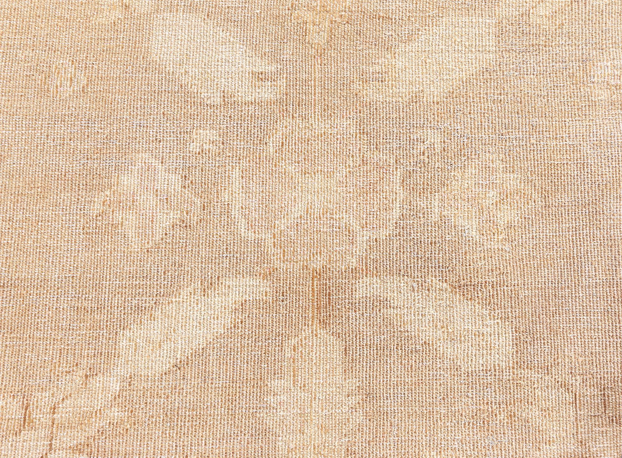 Doris Leslie Blau Großer Indischer Amritsar Brauner Handgefertigter Wollteppich im Angebot 5