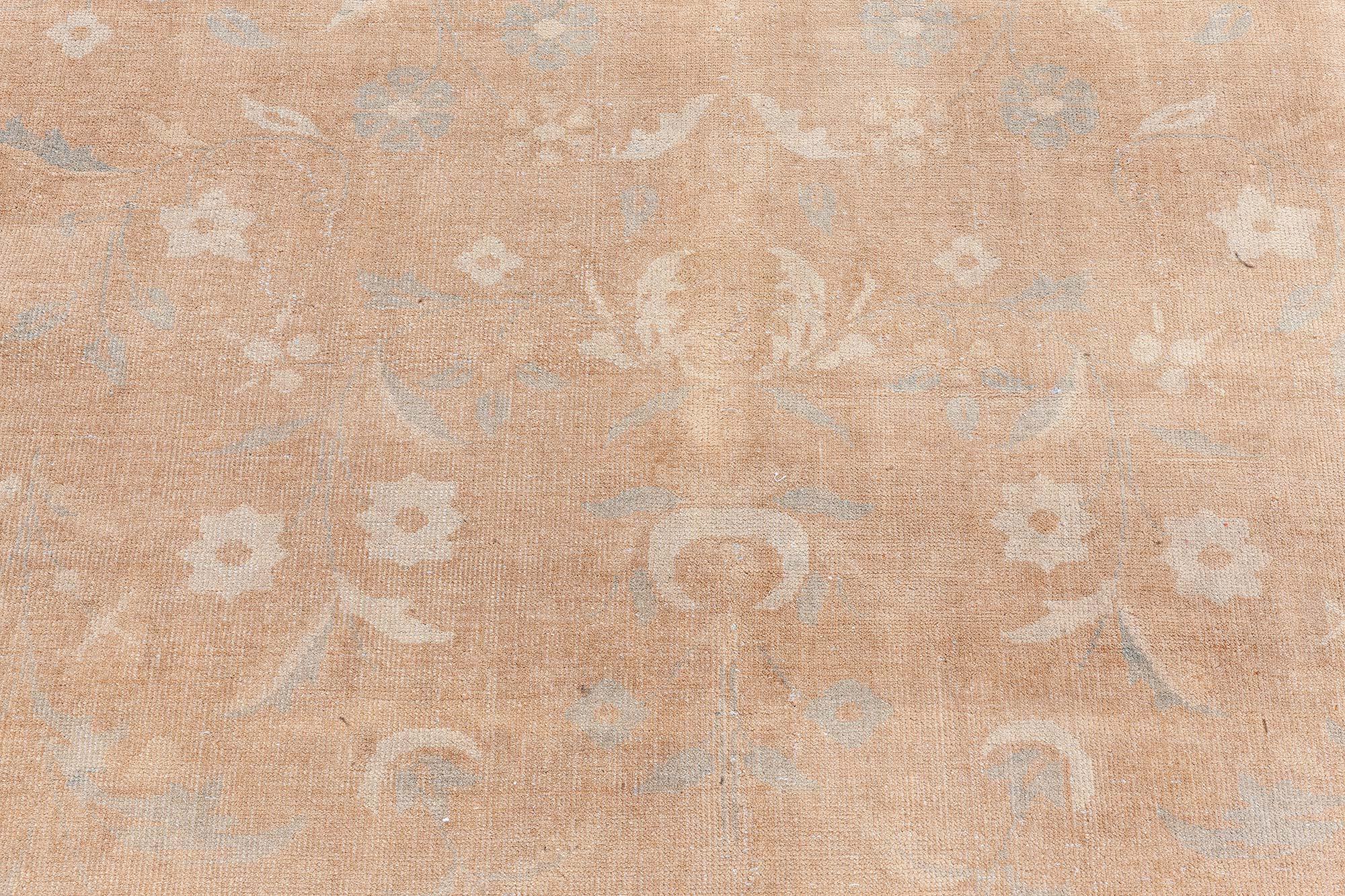Doris Leslie Blau Großer Indischer Antiker Brauner Handgefertigter Wollteppich im Angebot 2