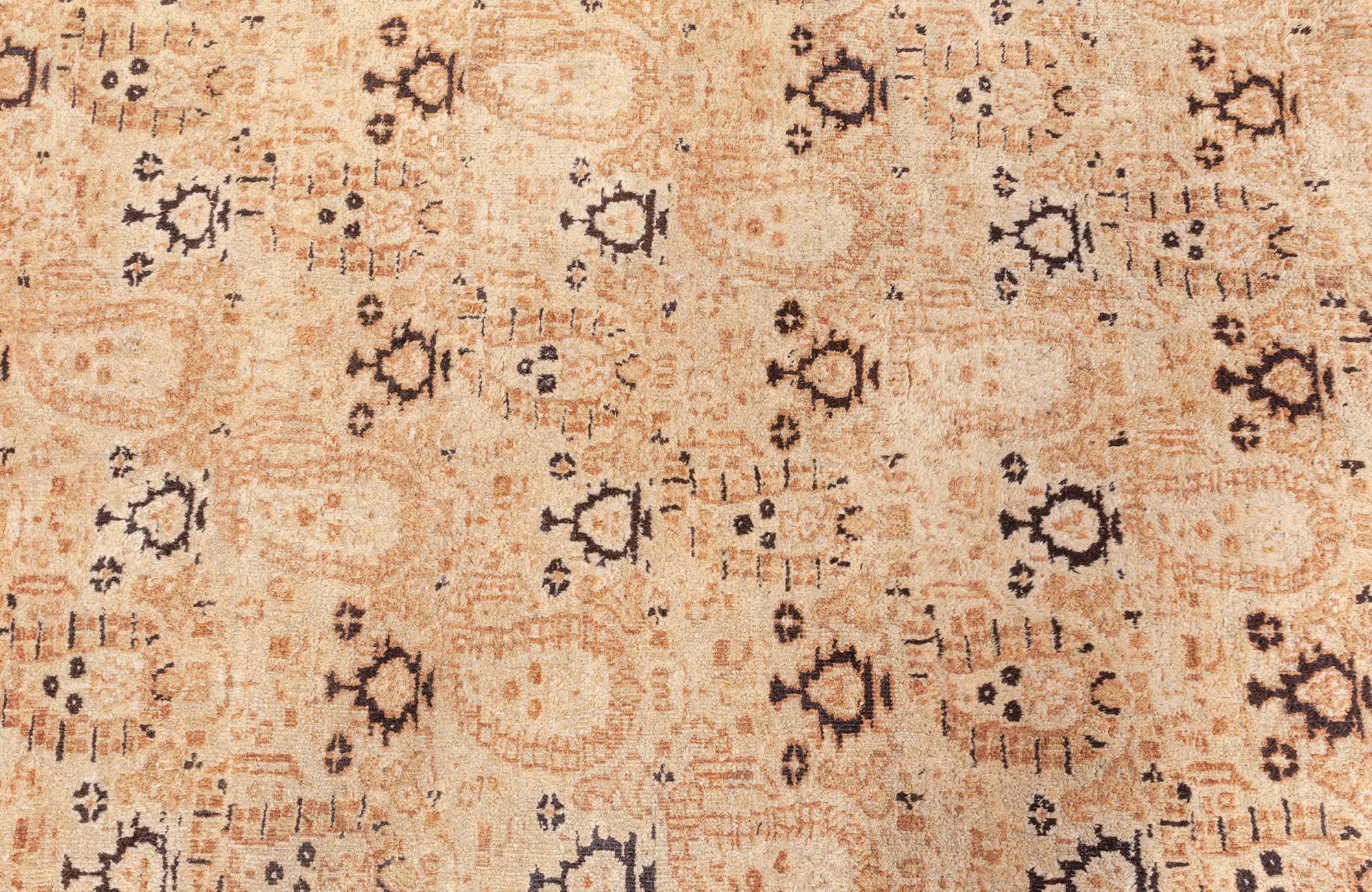 Doris Leslie Blau Großer Vintage Indischer Agra Handgefertigter Wollteppich im Angebot 3