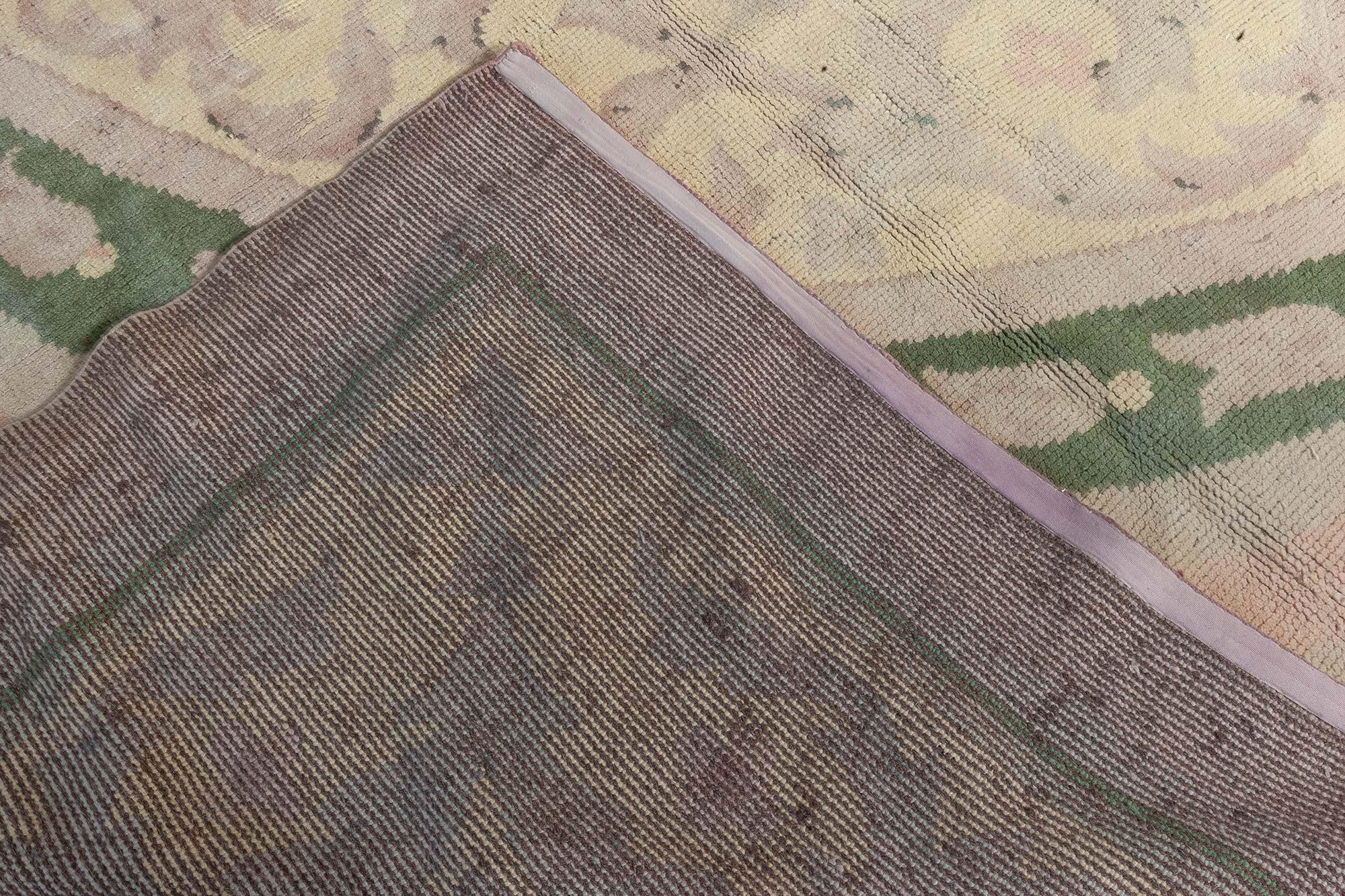 Doris Leslie Blau Grande Tappeto Vintage Savonnerie Greene & Greene fatto a mano in lana in vendita 1
