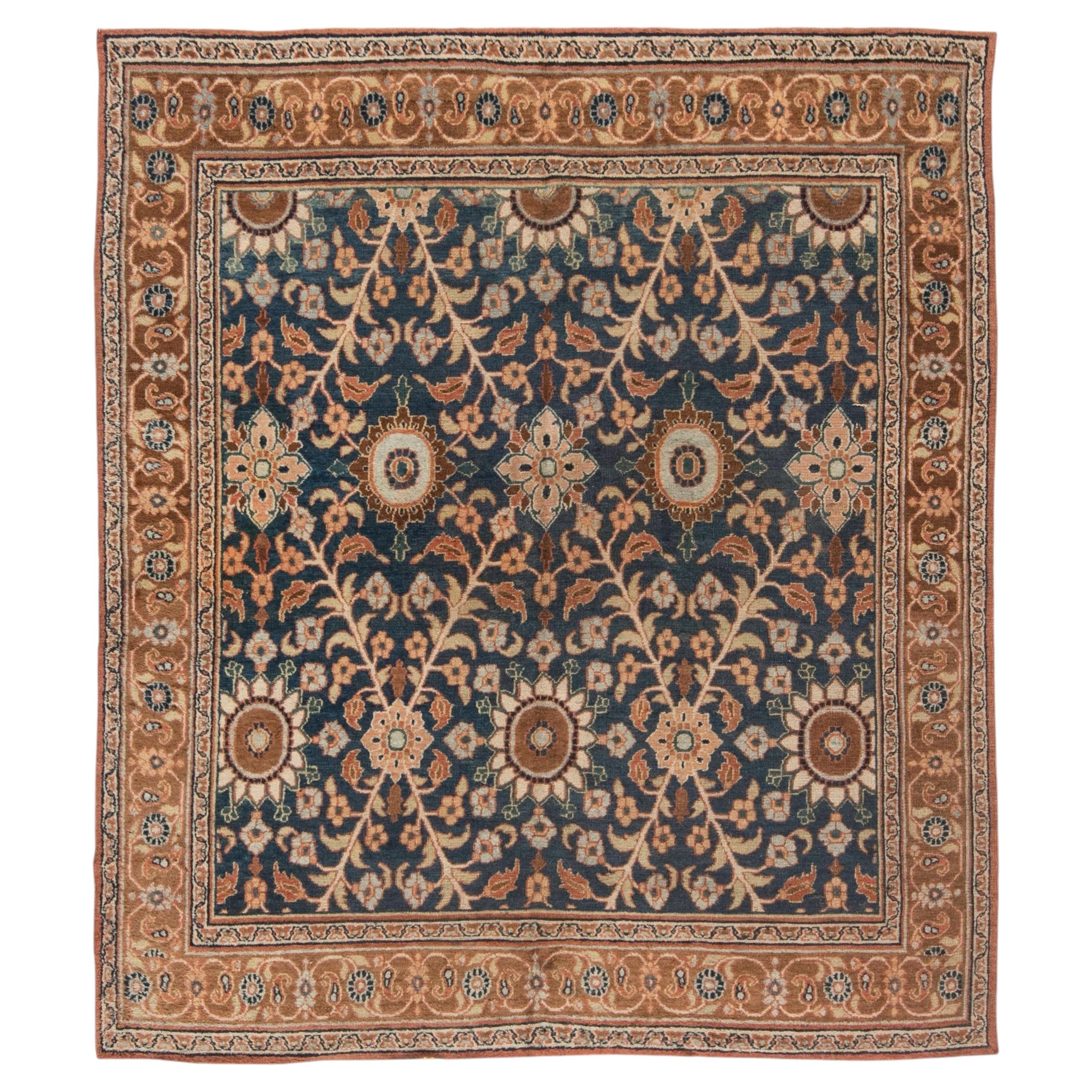 Alfombra antigua de Doris Leslie Blau Meshad, de color beige claro, con motivos florales por toda la superficie - h. 1880