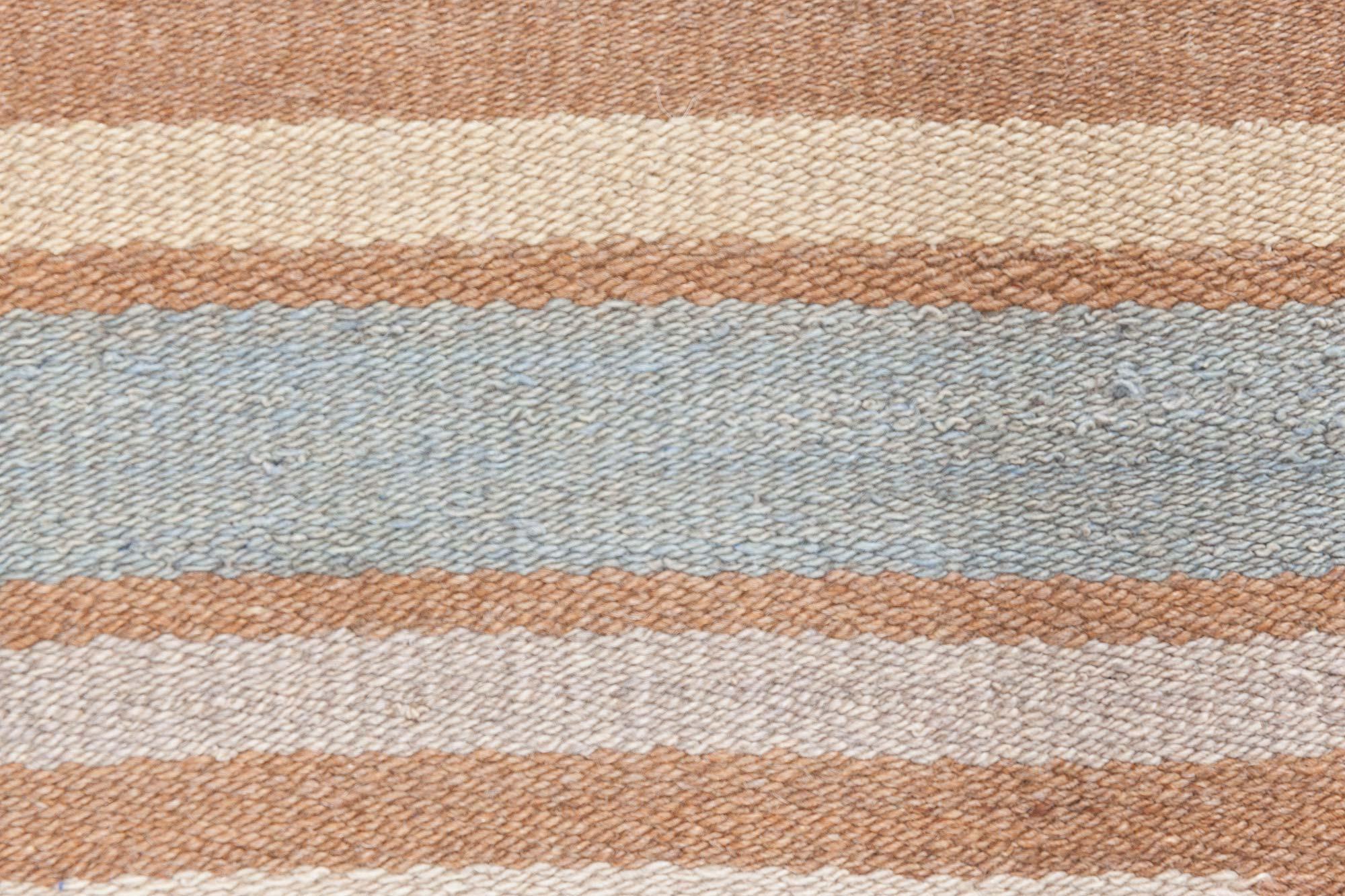 Doris Leslie Blau Mitte des 20. Jahrhunderts Finnisch Braun, Beige Wollteppich (Handgewebt) im Angebot