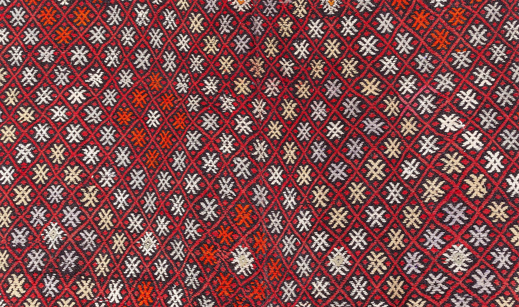 Doris Leslie Blau Mid-20th Century Handmade Vintage Rag Rug In Good Condition For Sale In New York, NY