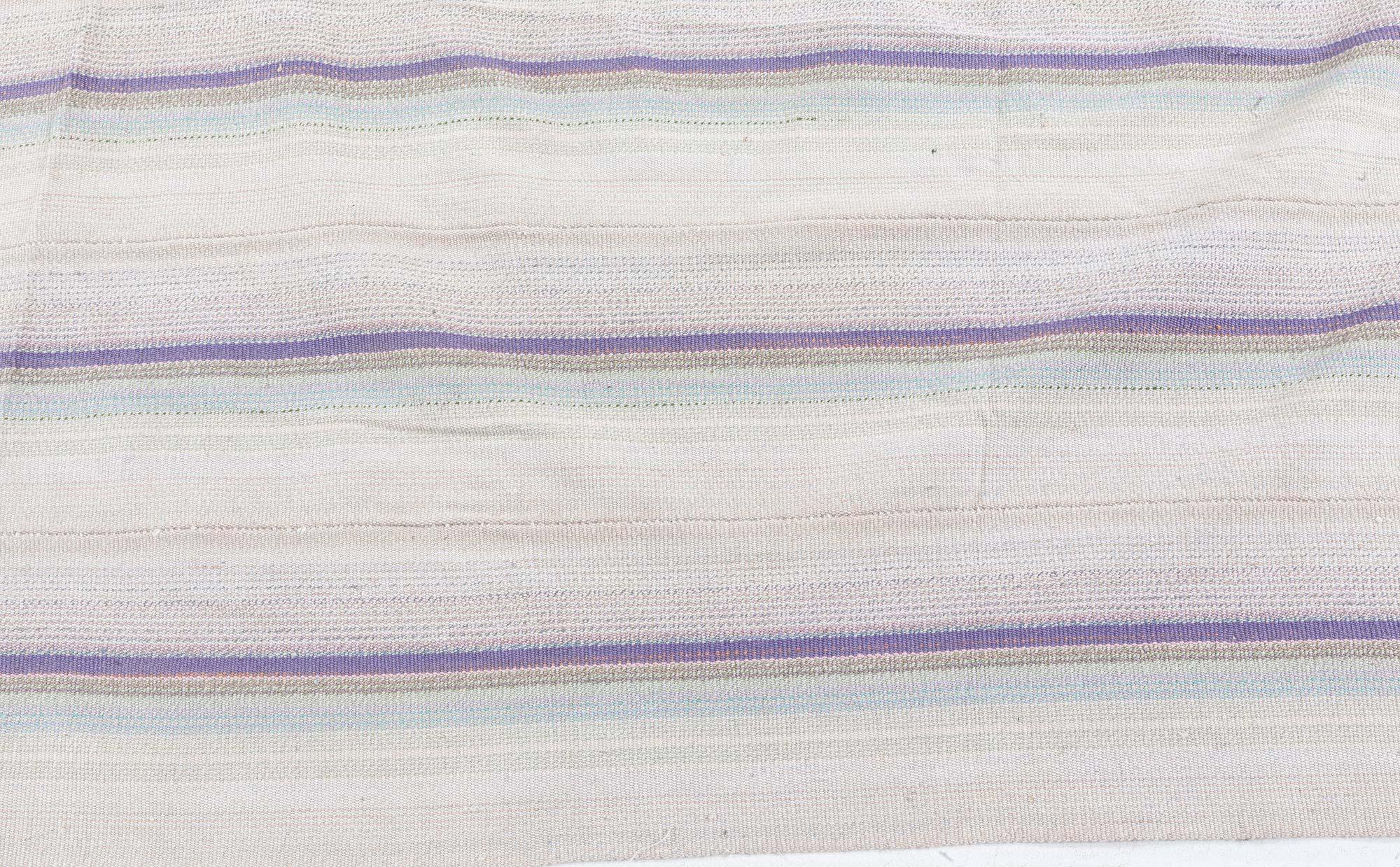 Doris Leslie Blau Persischer Kilim-Teppich aus der Mitte des 20. (Asiatisch) im Angebot