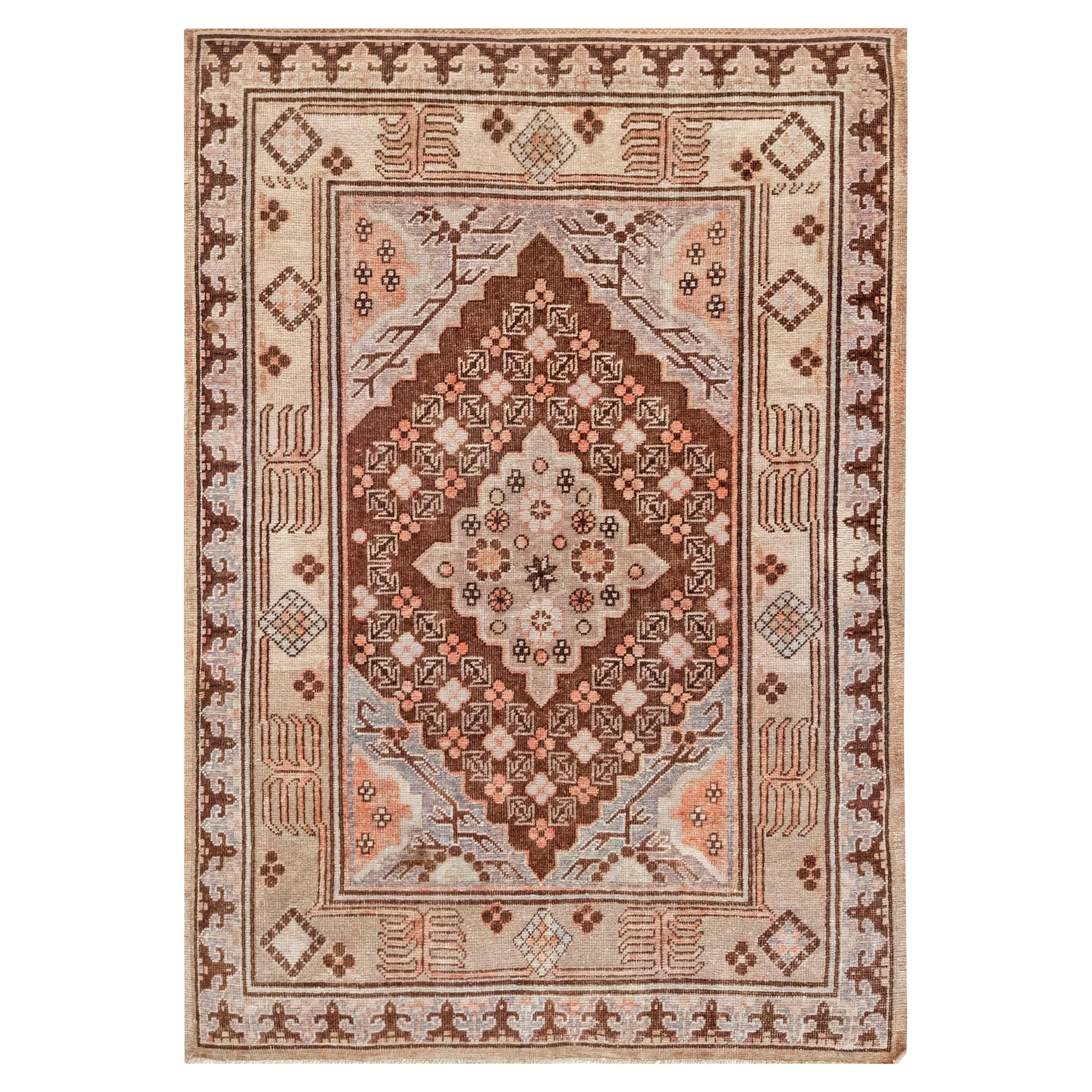 Doris Leslie Blauer Samarkand Handgefertigter Wollteppich aus der Mitte des 20. Jahrhunderts