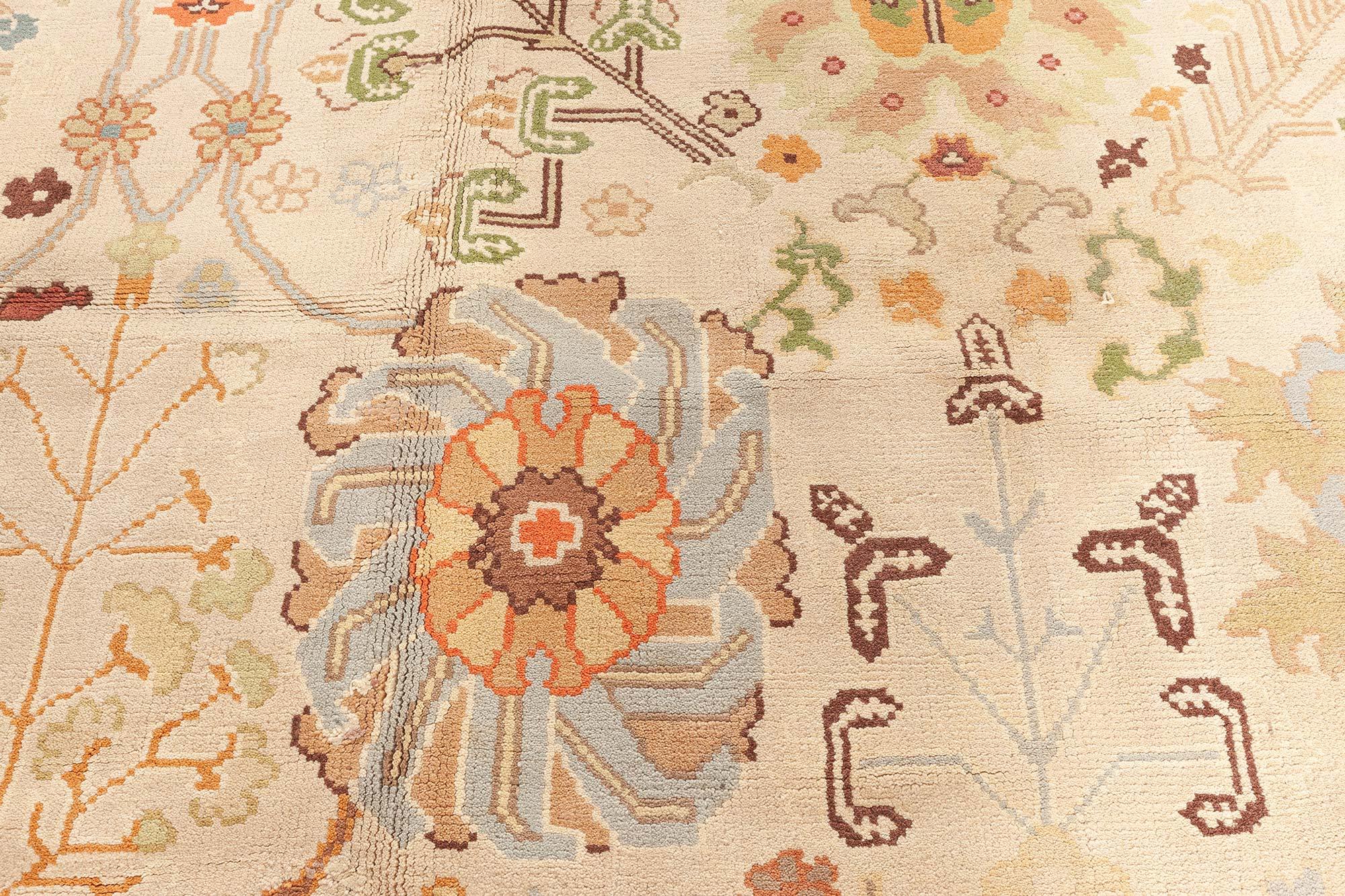 Doris Leslie Blau Mid-20th Century Spanish Rug In Good Condition For Sale In New York, NY