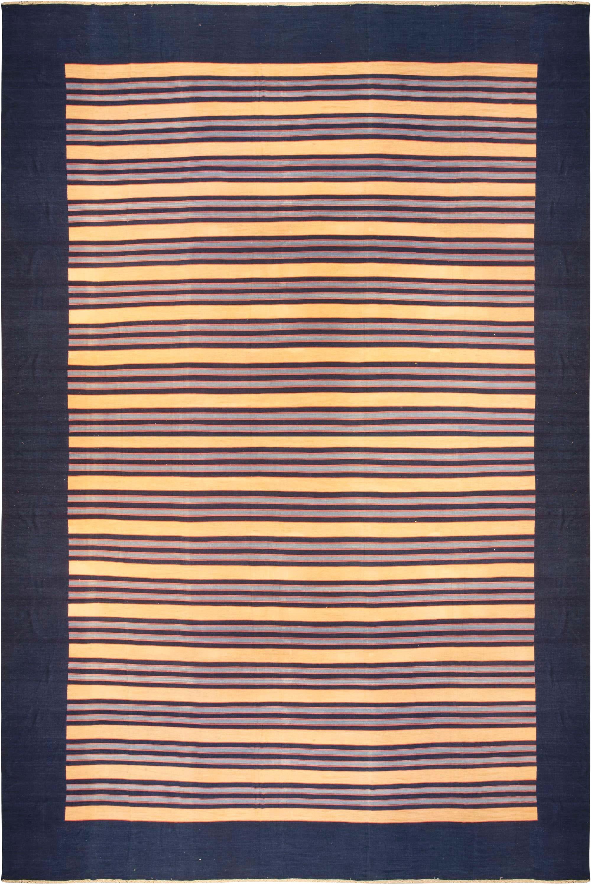 Tapis Dhurrie indien rayé Doris Leslie Blau du milieu du 20e siècle