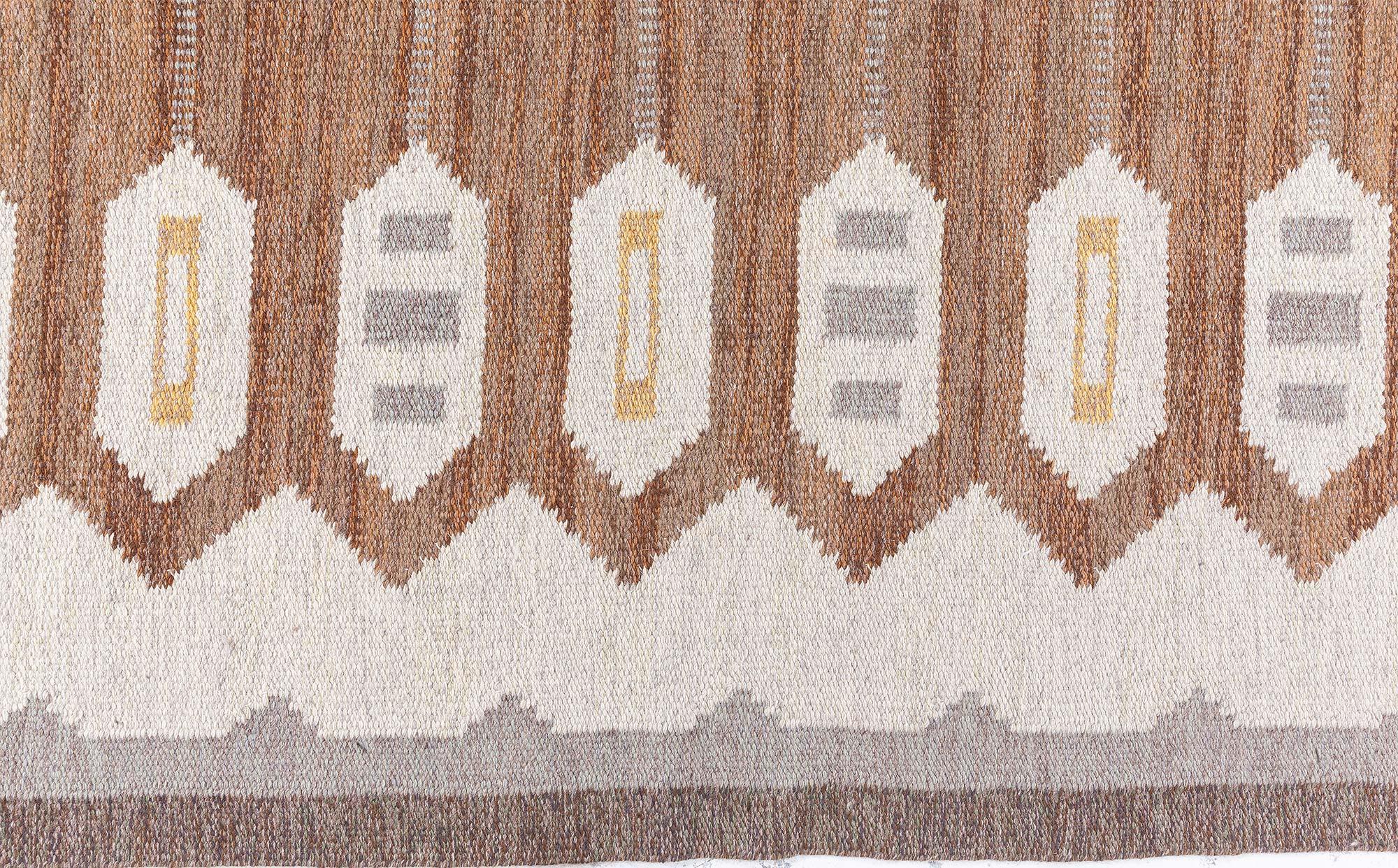 Tappeto svedese della metà del XX secolo in lana a tessitura piatta marrone, grigio e beige
Dimensioni: 6'4